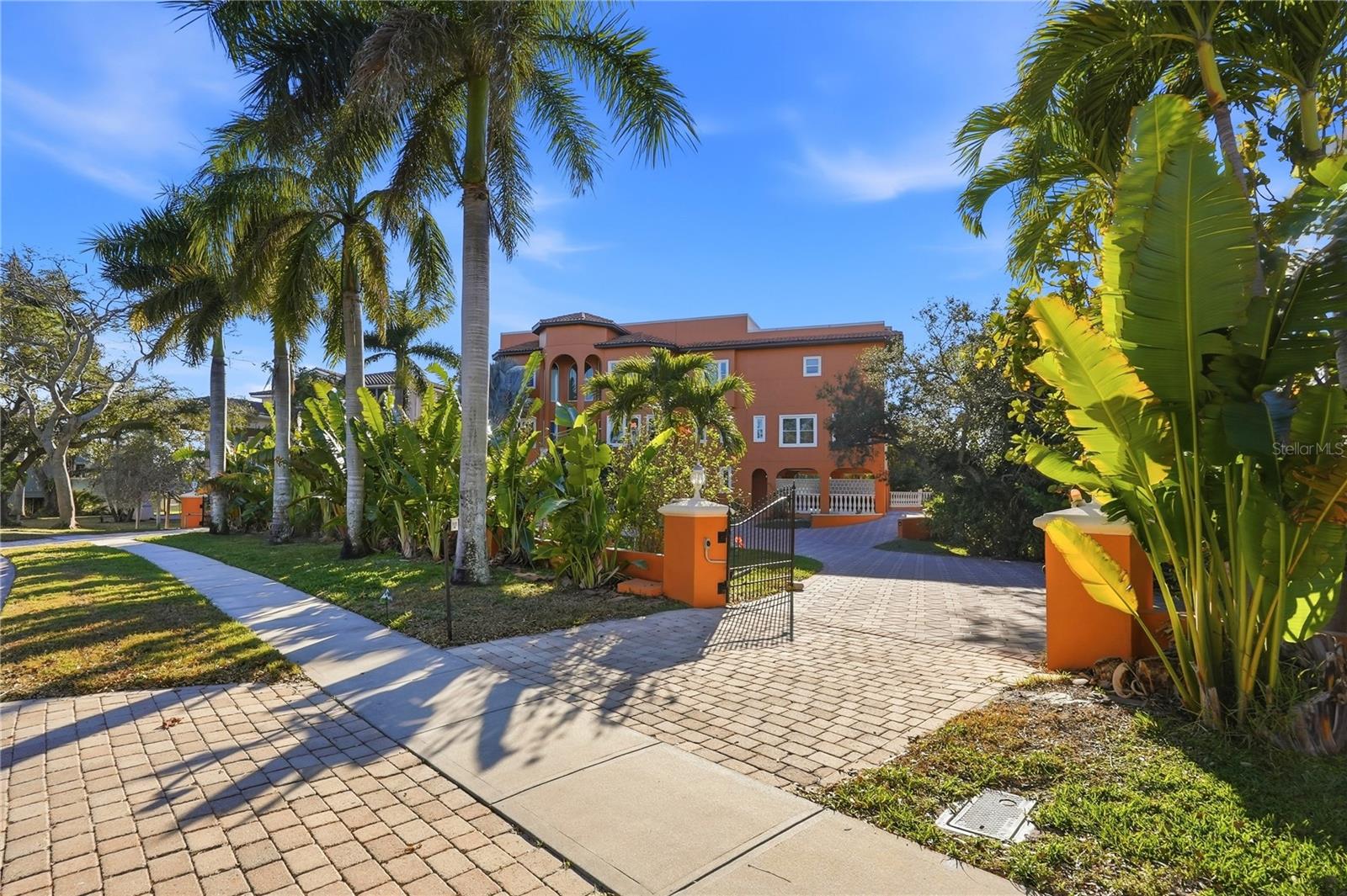 9017 Baywood Park Dr