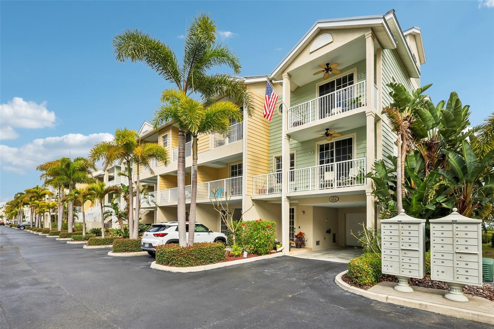533 Bahia Beach Blvd