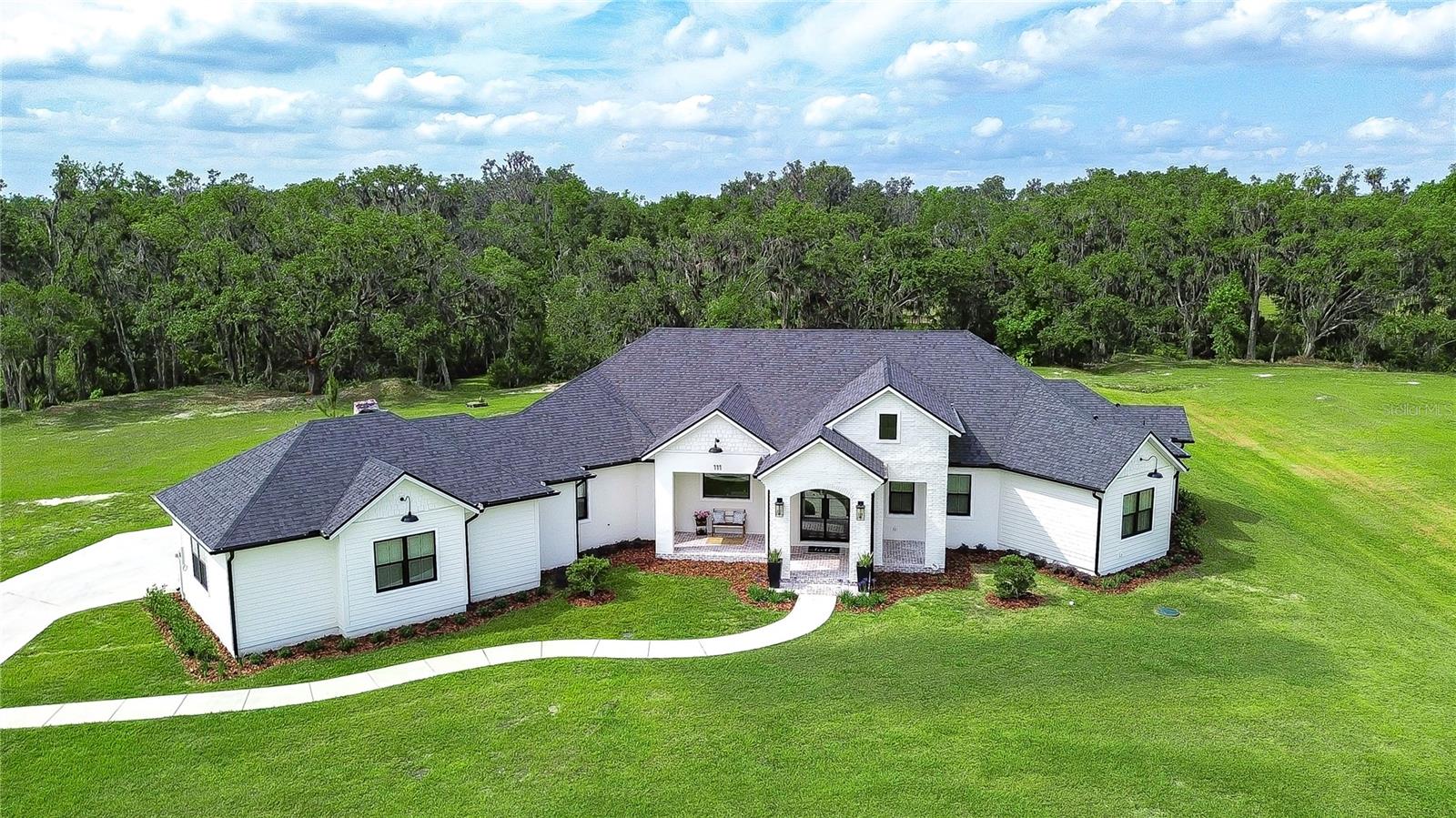 111 Alafia Estates Ln photo 1