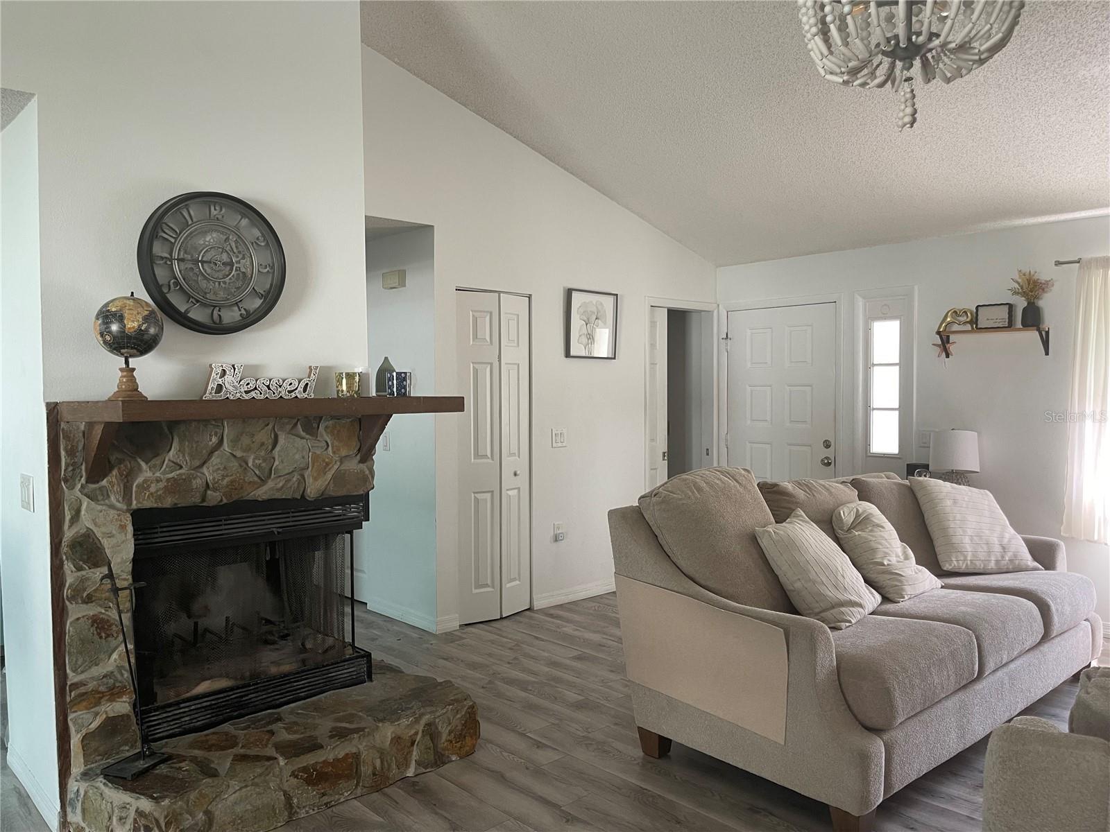 15499 Arvin Dr