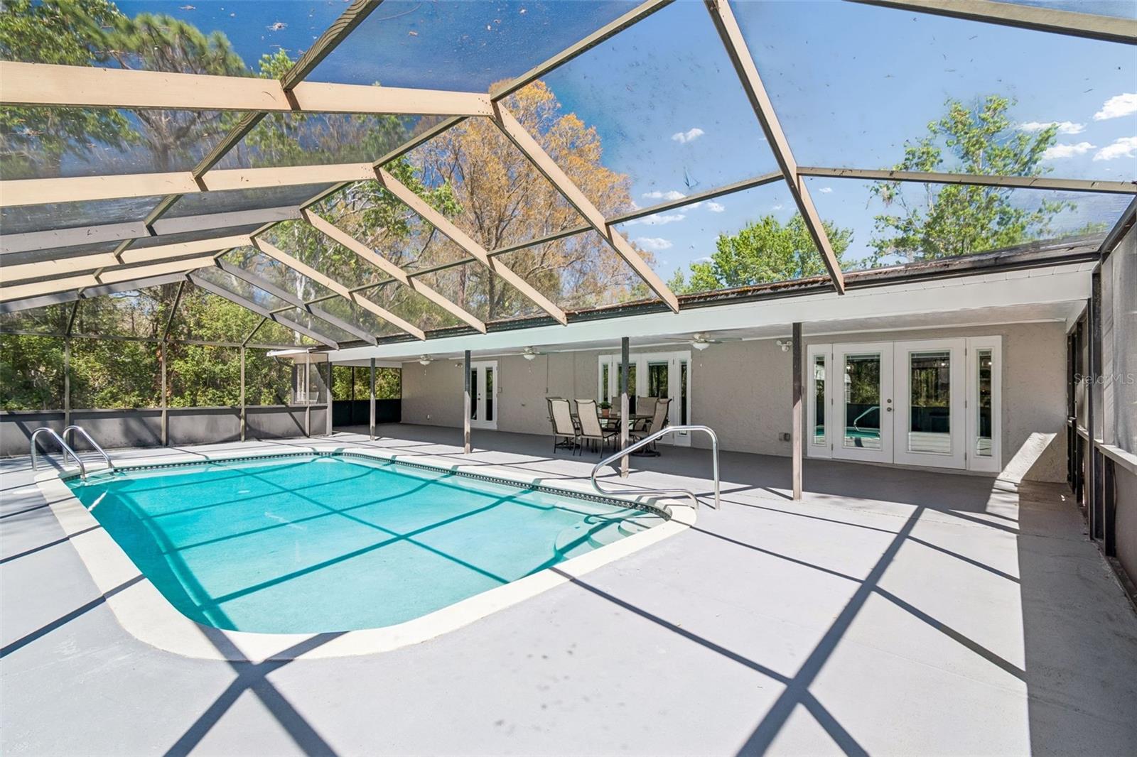 10909 Candy Ln photo 1