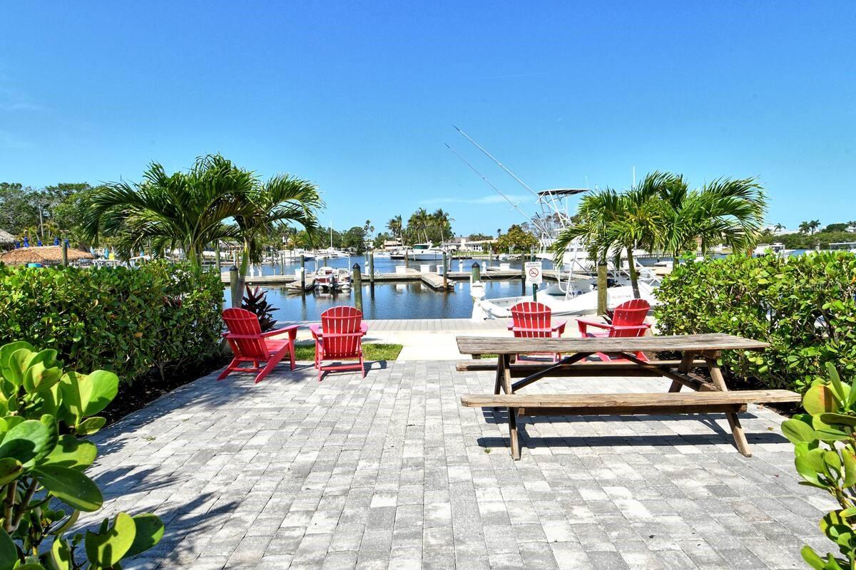 7150 N Tamiami Trl #S-612