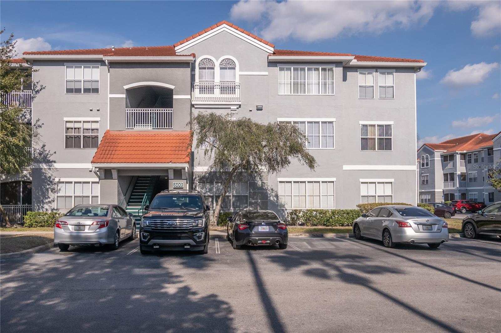 18001 Richmond Place Dr #834 photo 1