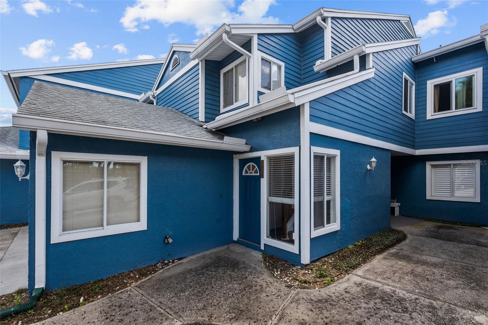 2014 Golfview Dr #2014