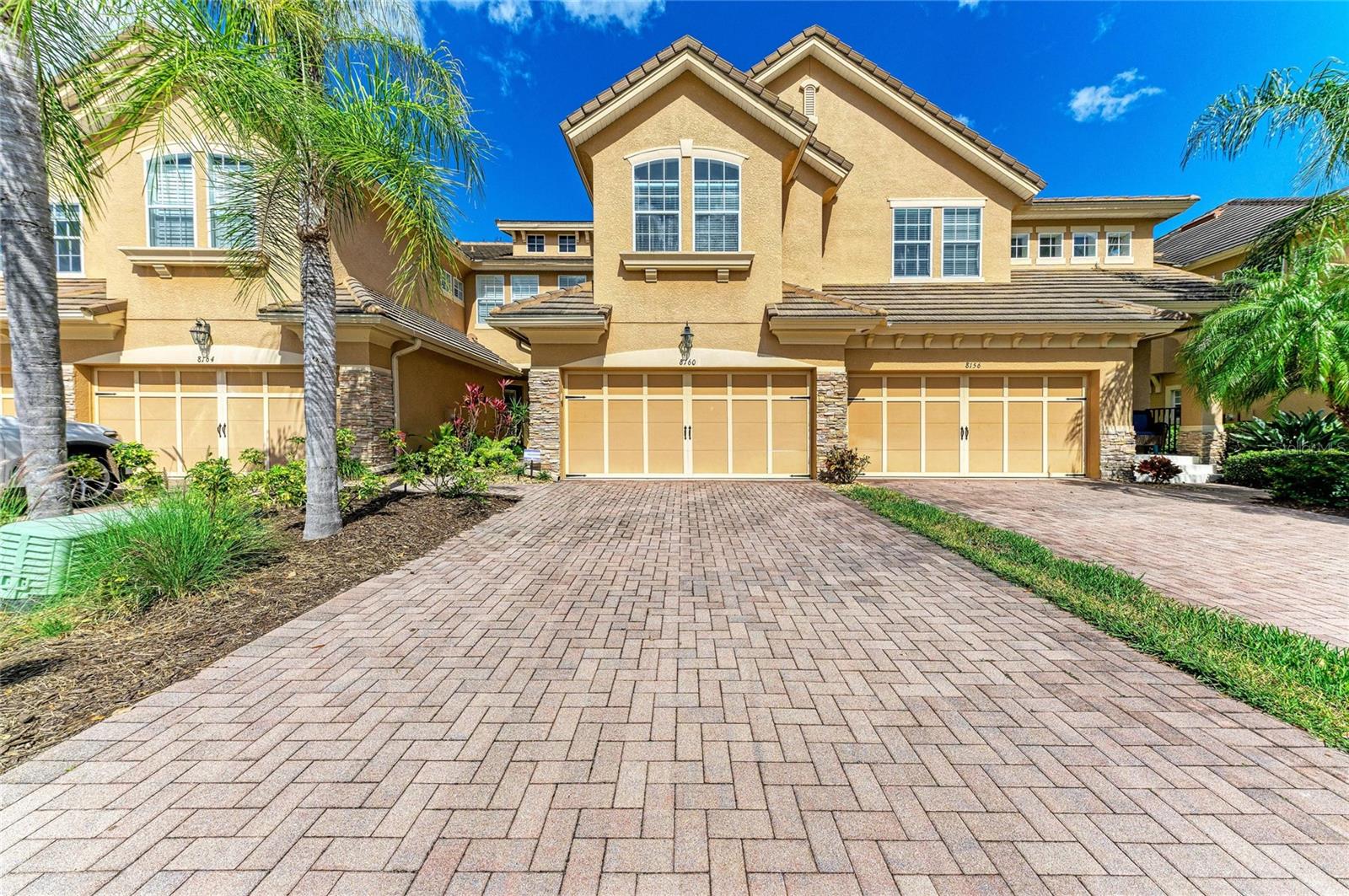 8160 Villa Grande CT photo 1