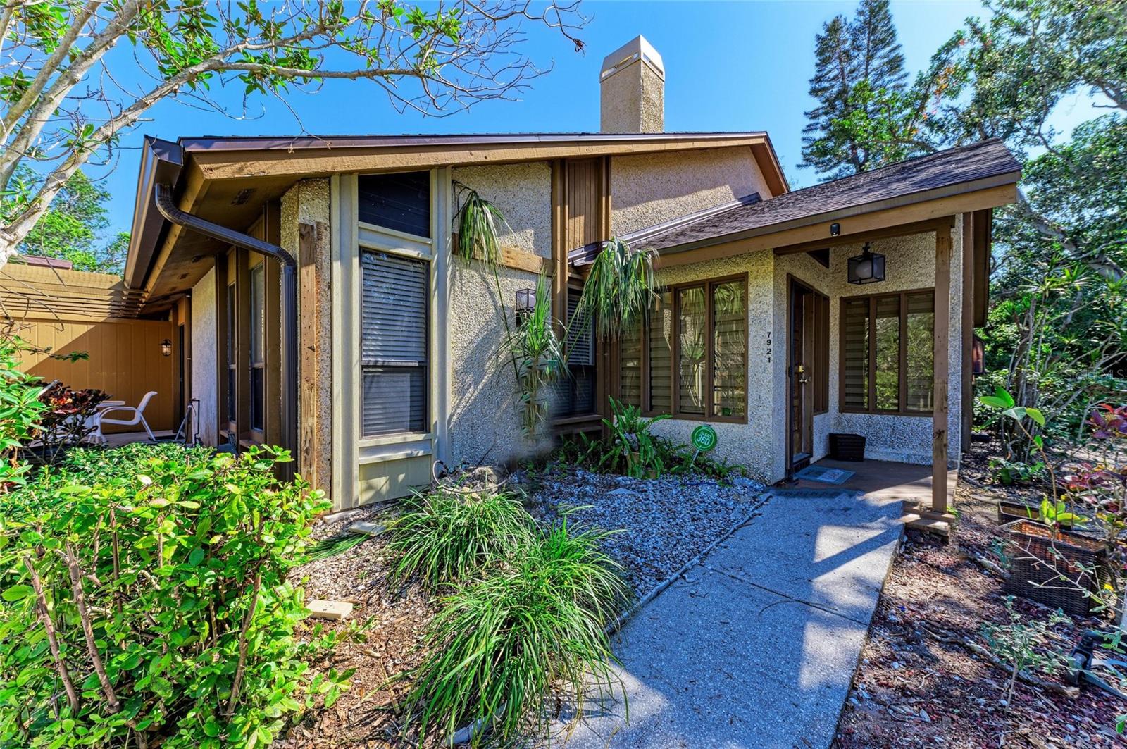 7921 4th Ave W