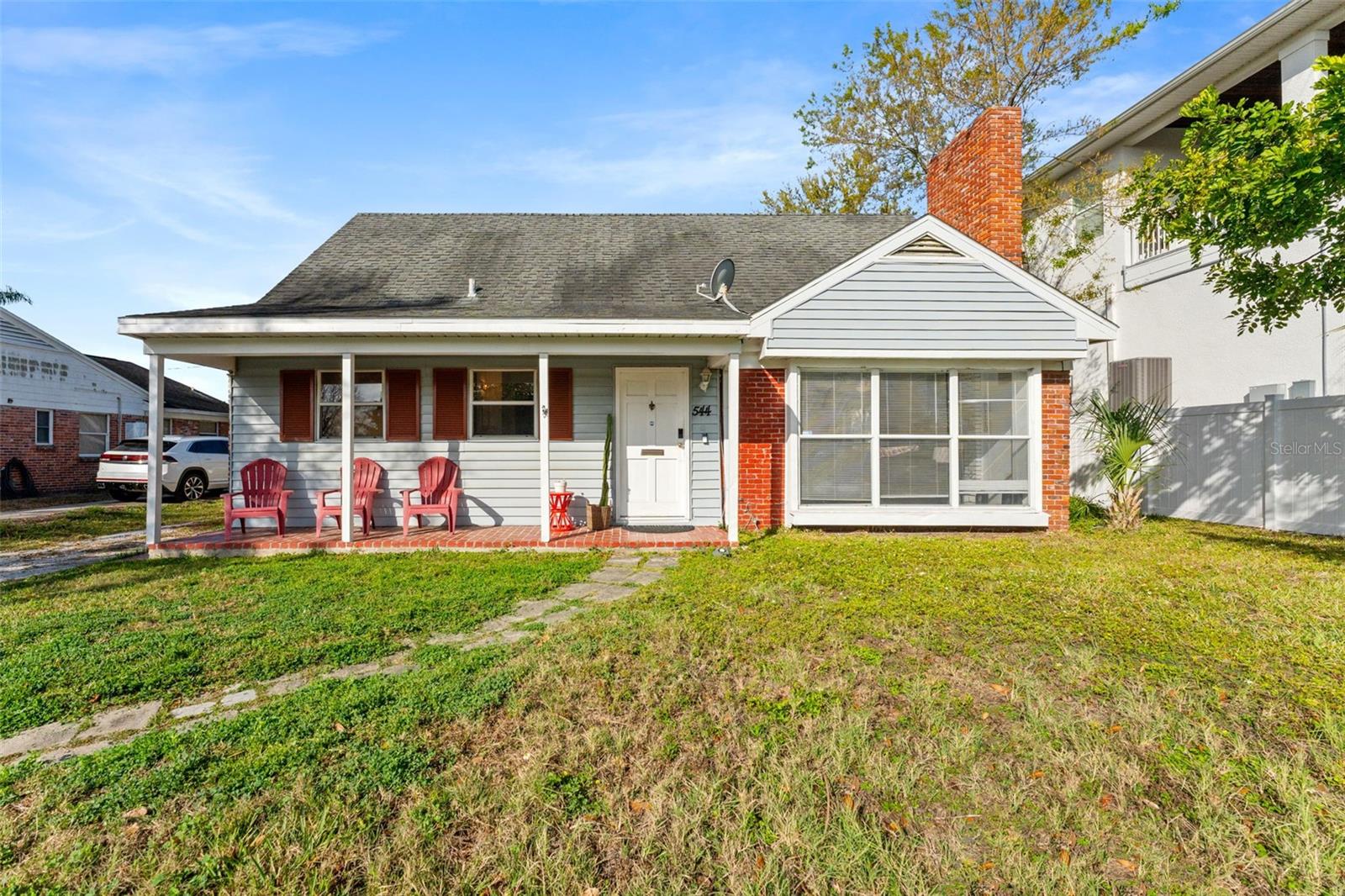 544 Severn Ave photo 1