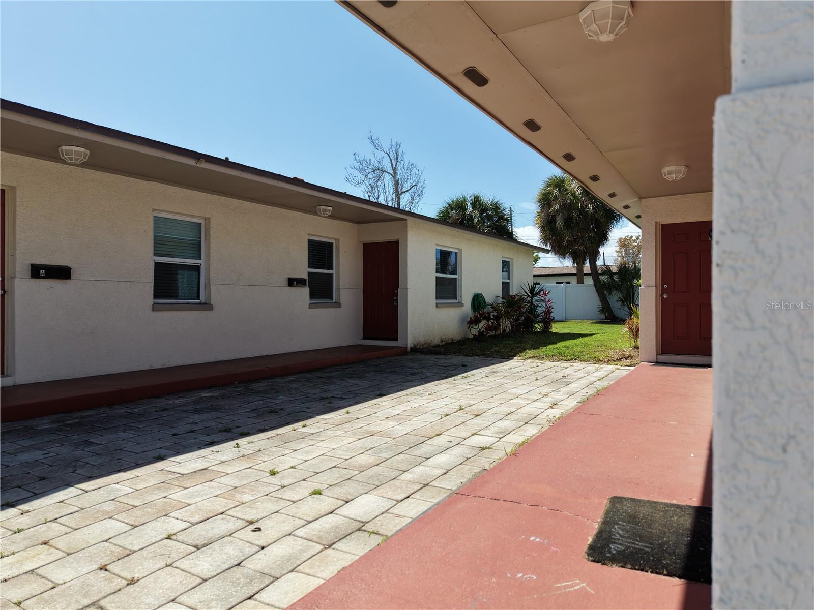 6627 S West Shore Blvd photo 1