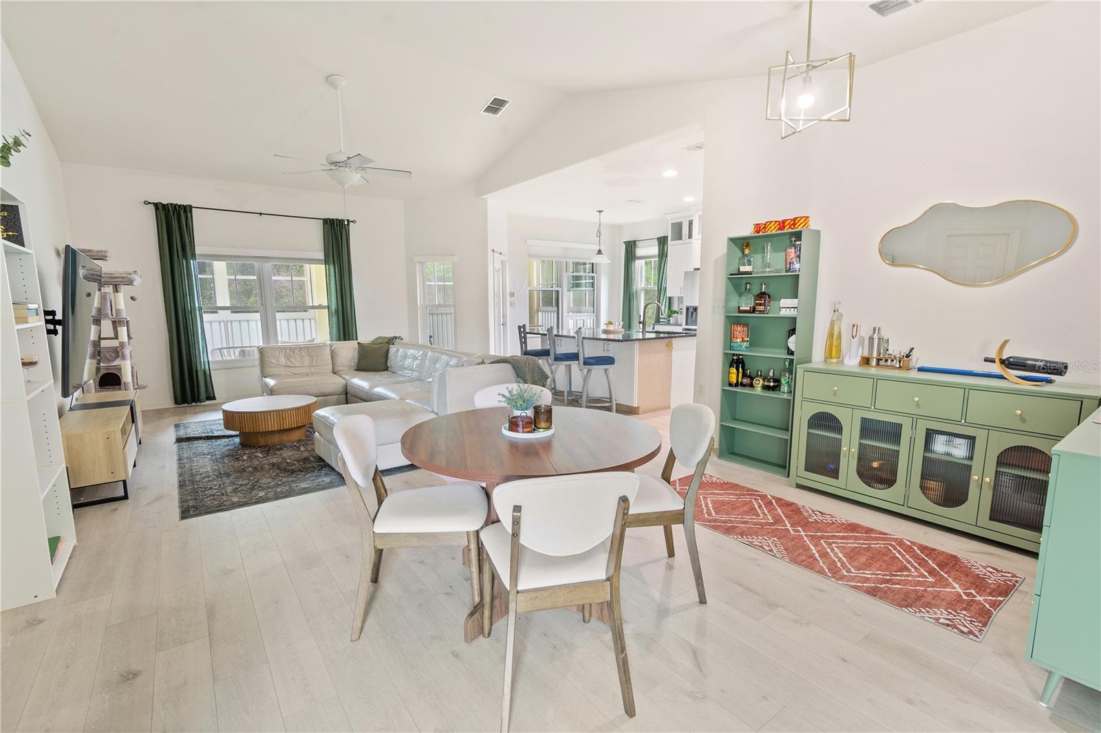 3818 Serenade Ln #3818
