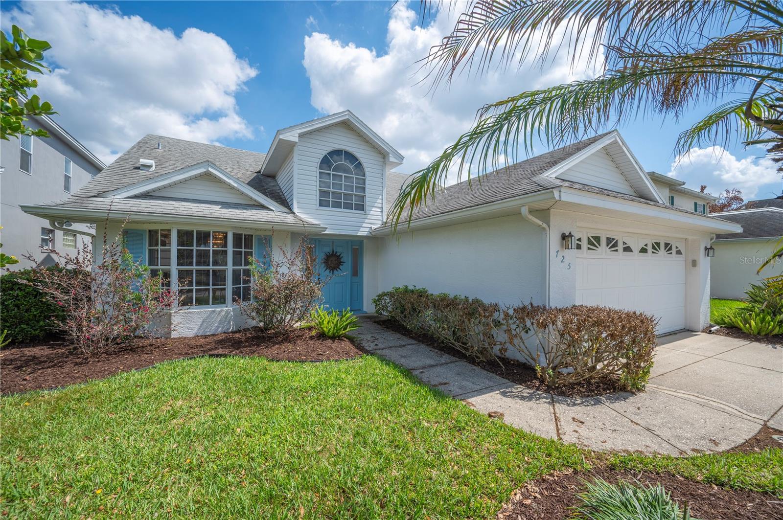 725 Peninsular Dr