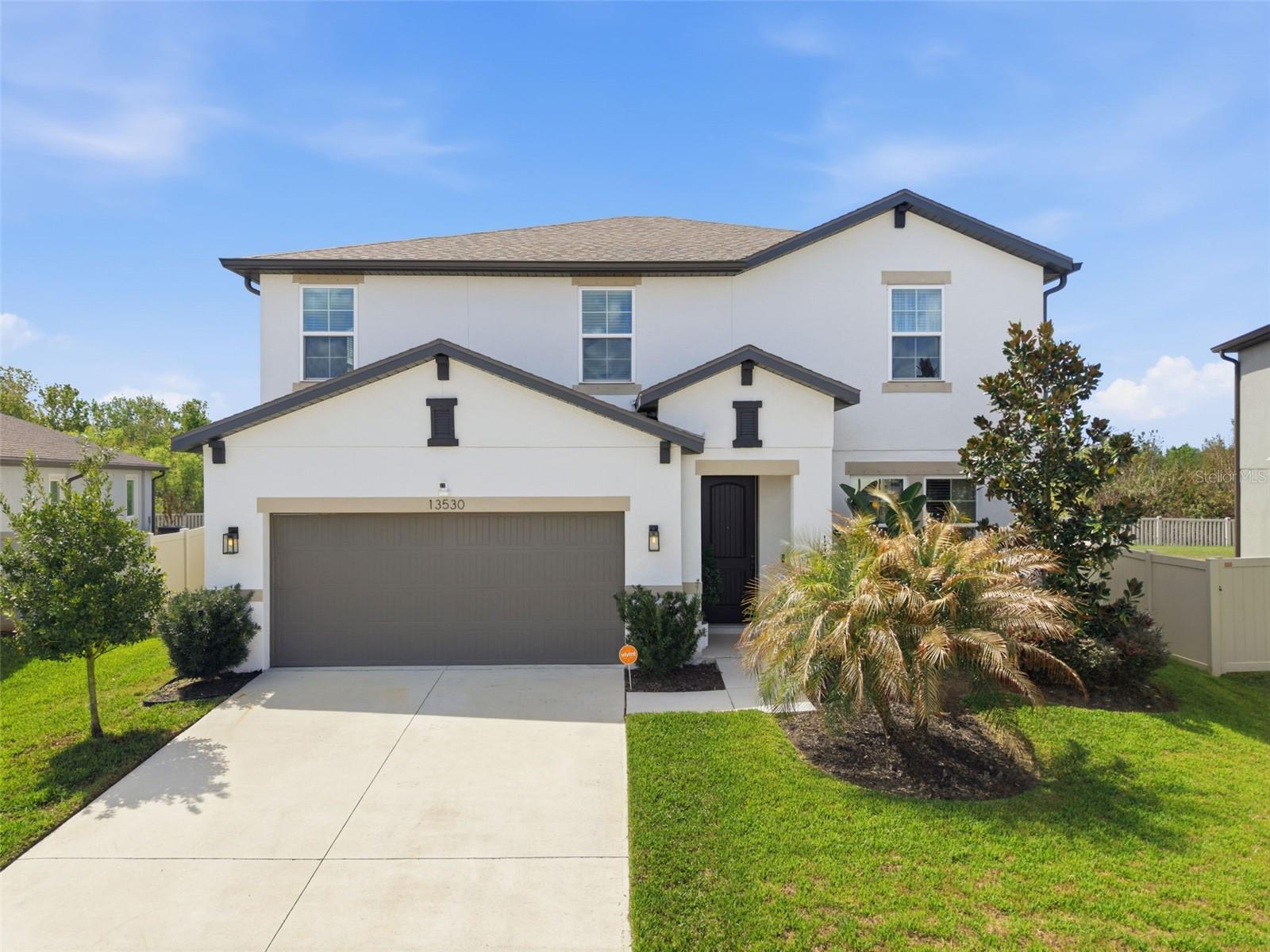 13530 Palmera Vista Dr photo 1