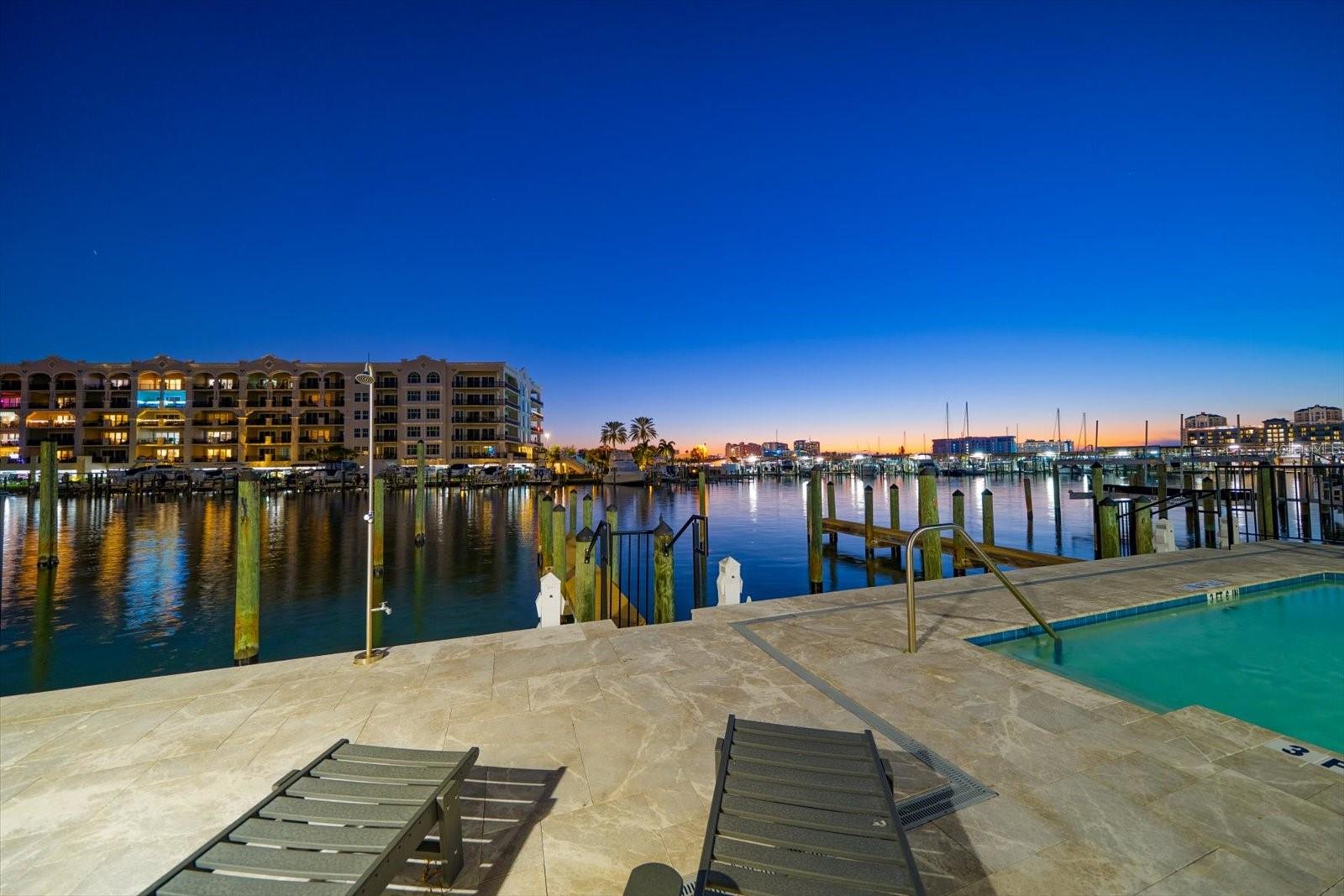 211 Dolphin Pt #201 photo 1
