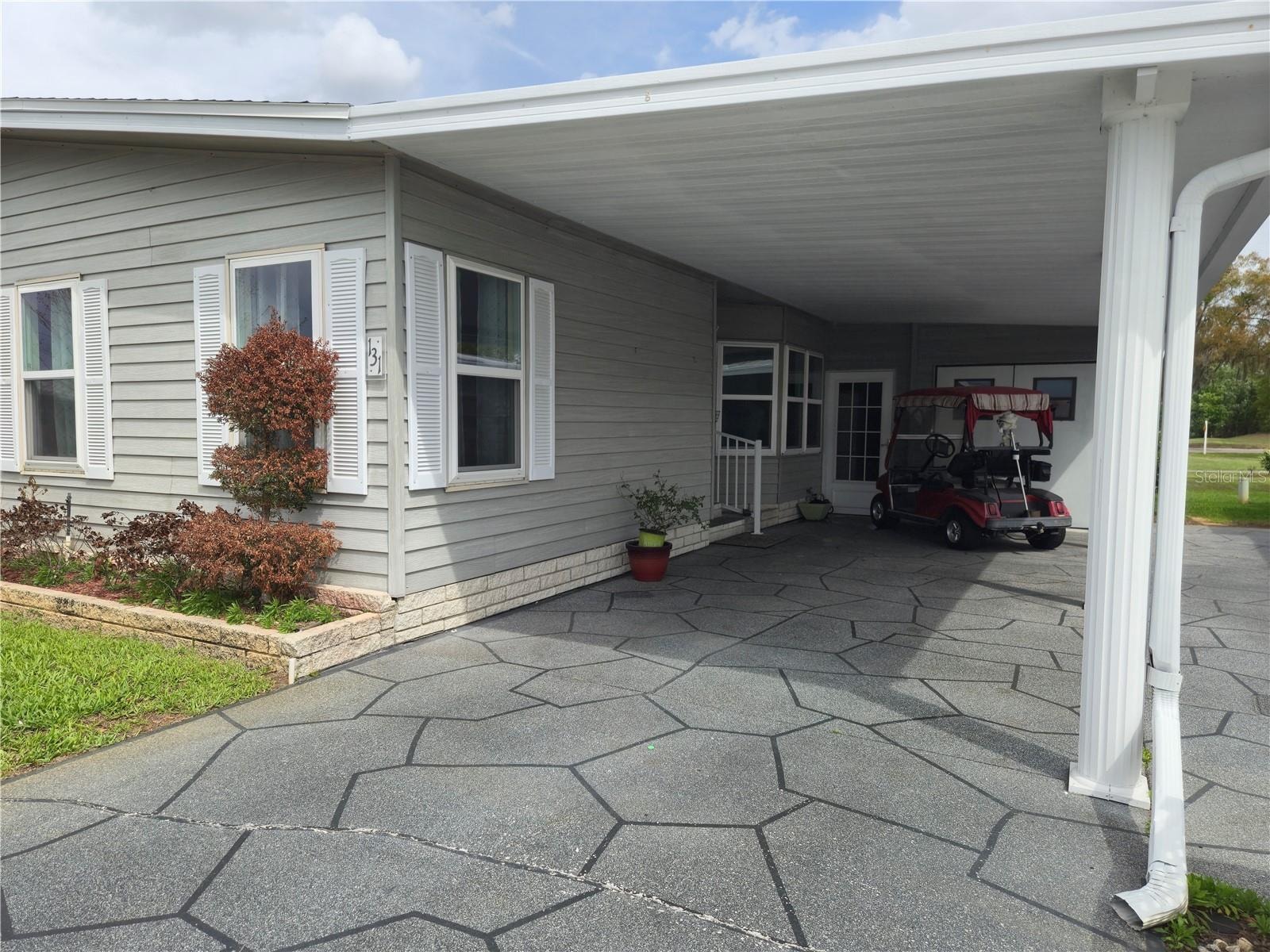 131 Victoria Dr