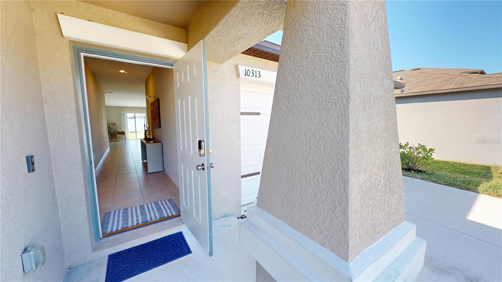 10313 Scarlet Skimmer Dr