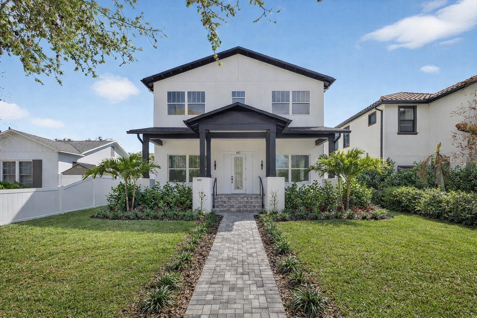 842 30th Ave photo 1