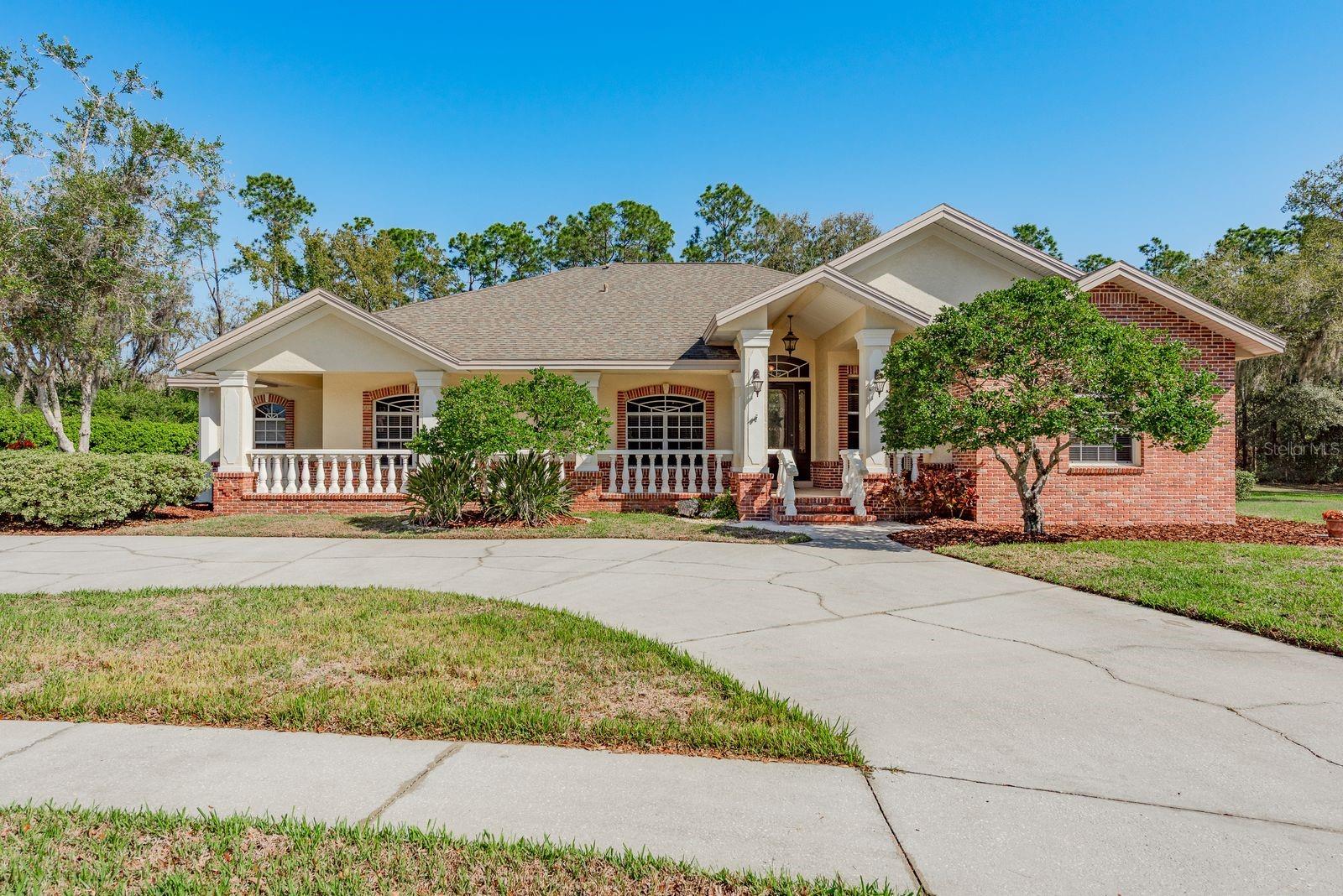 6207 Claire DE Lune CT photo 1