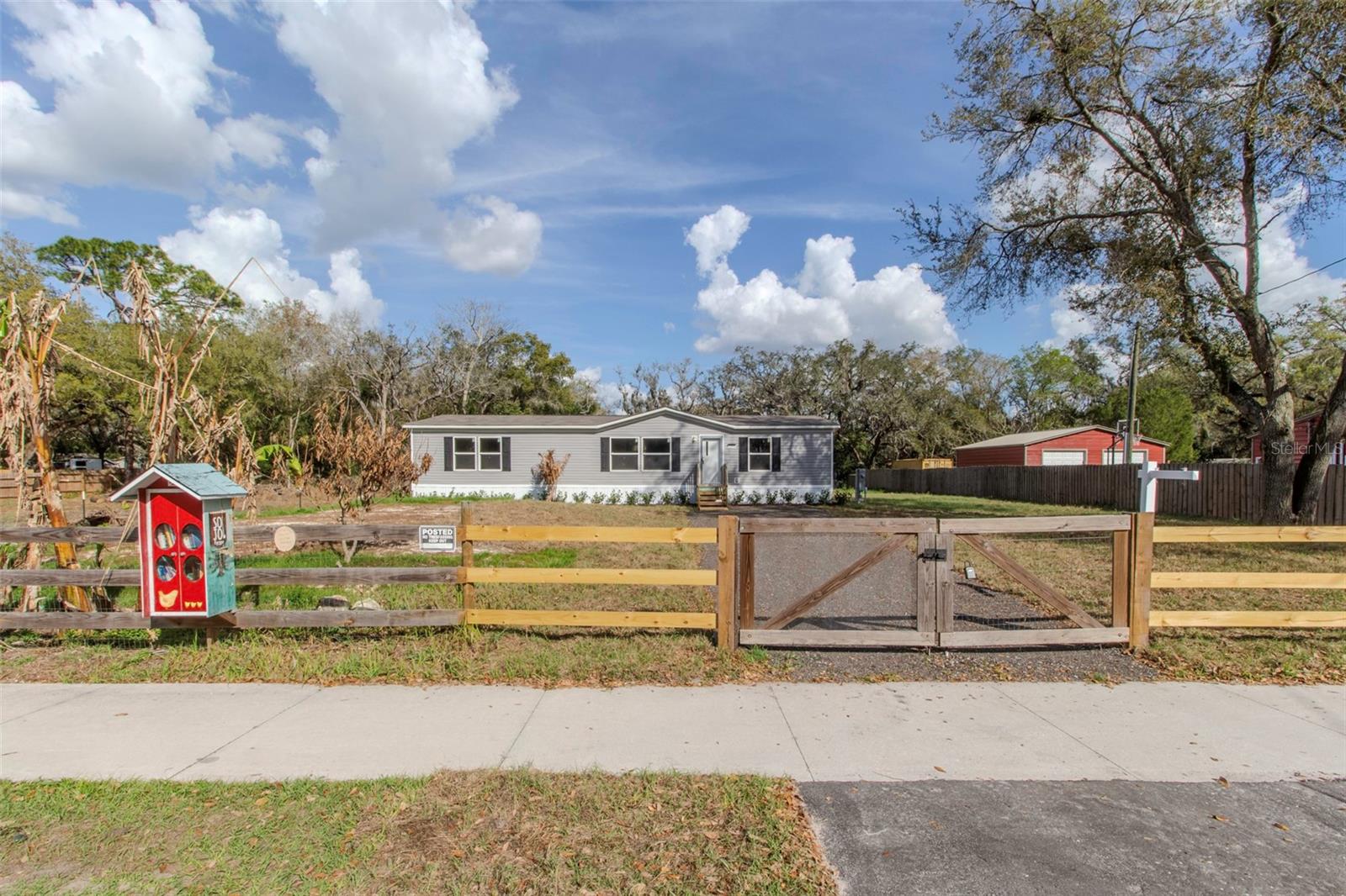 12396 Hicks Rd photo 1