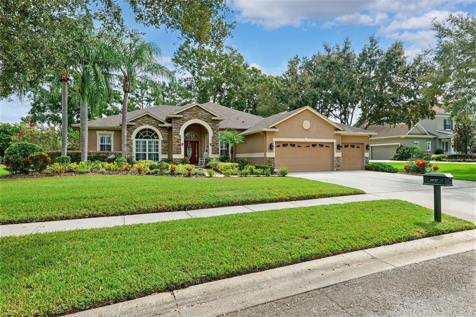 19737 Prince Benjamin Dr photo 1