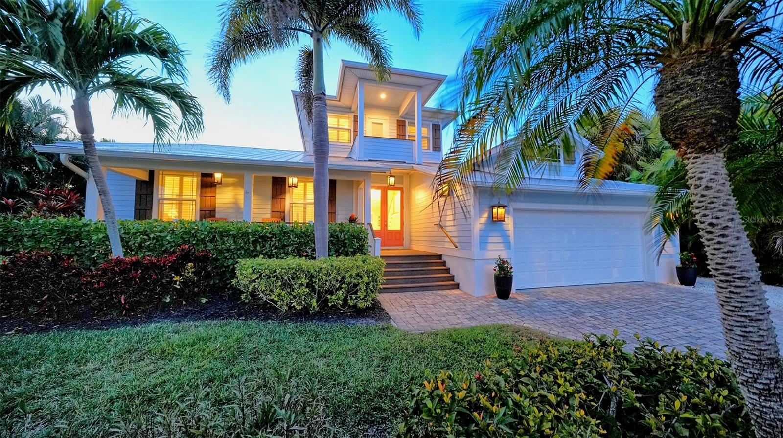 605 N Point Dr photo 1