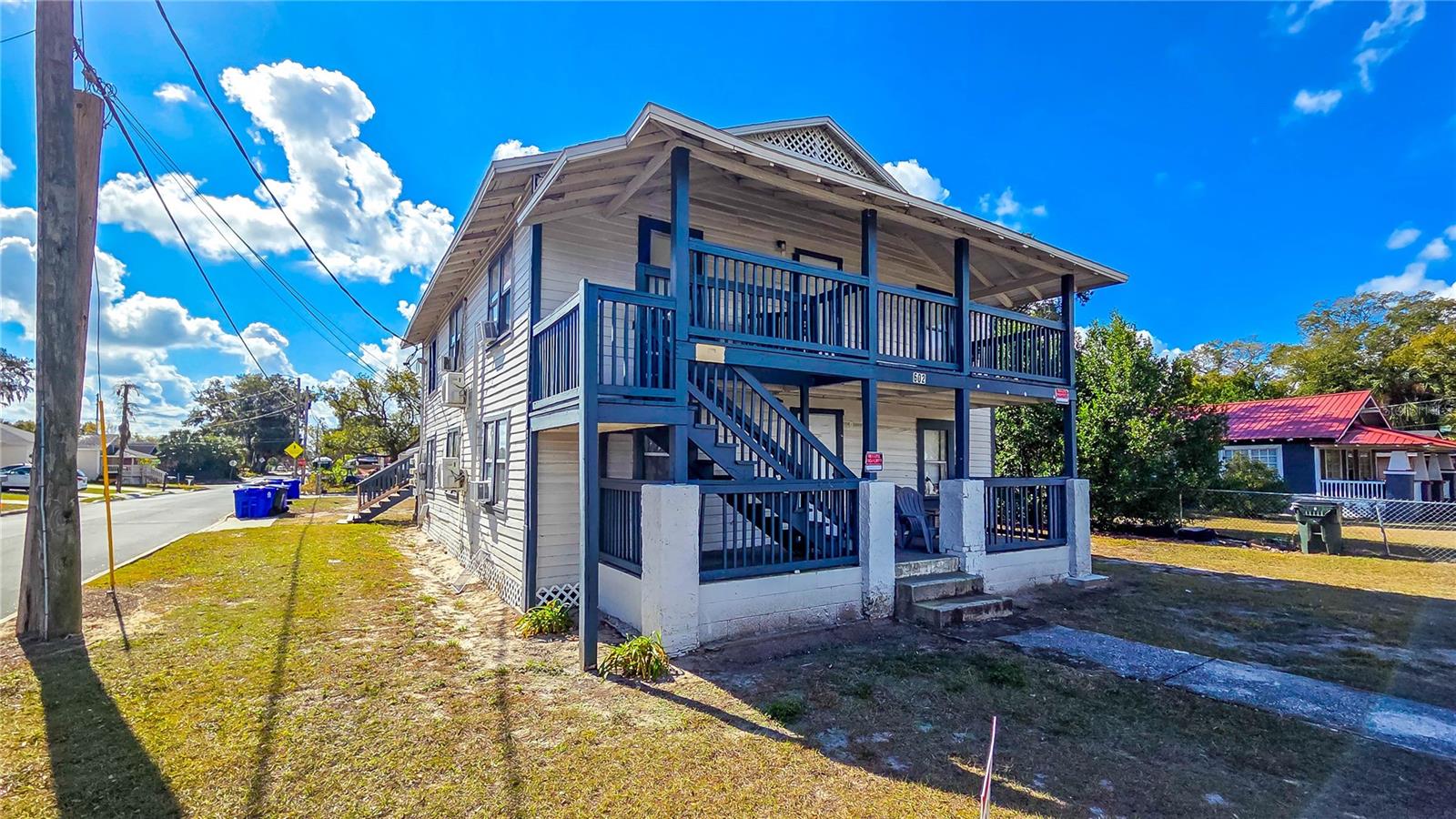 602 Emma St photo 1