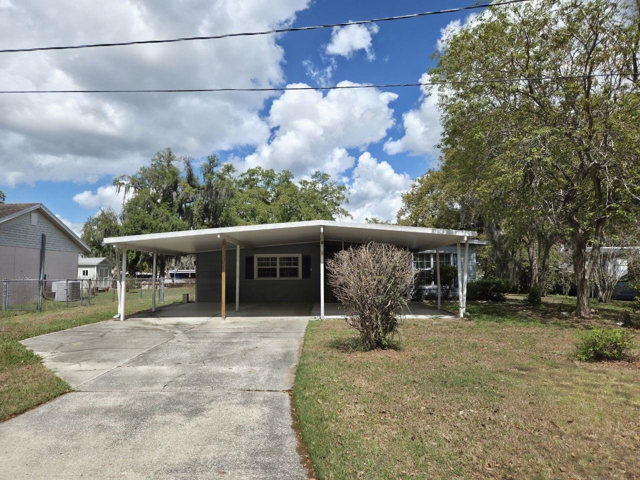 640 Forrest Dr photo 1