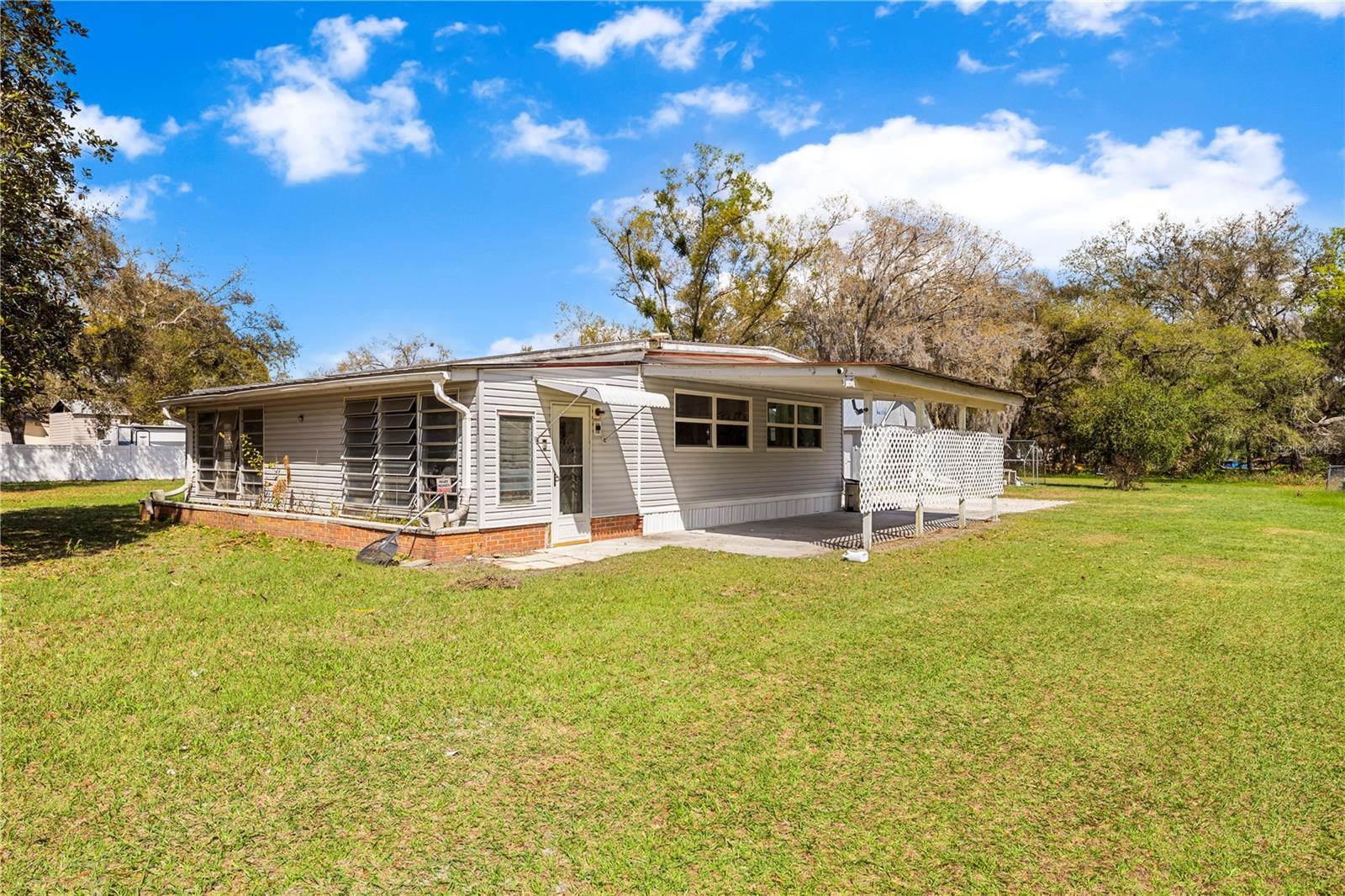 3822 Alice Dr