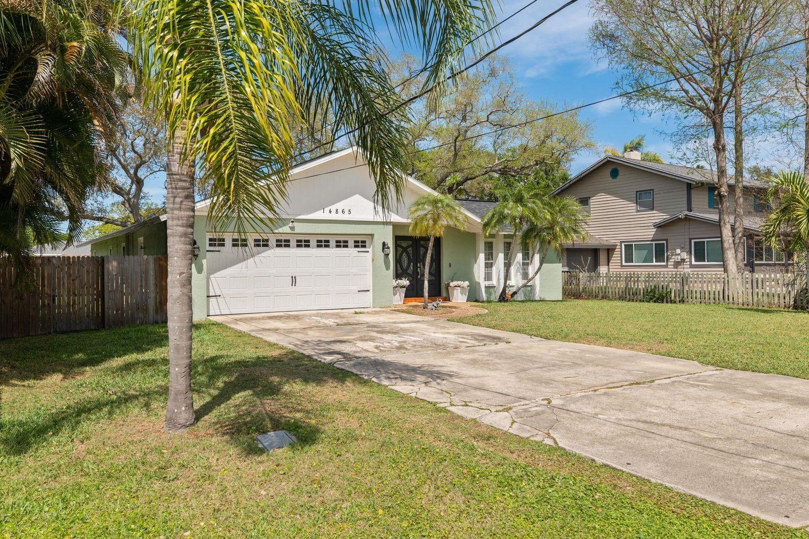 14865 Wildwood Dr