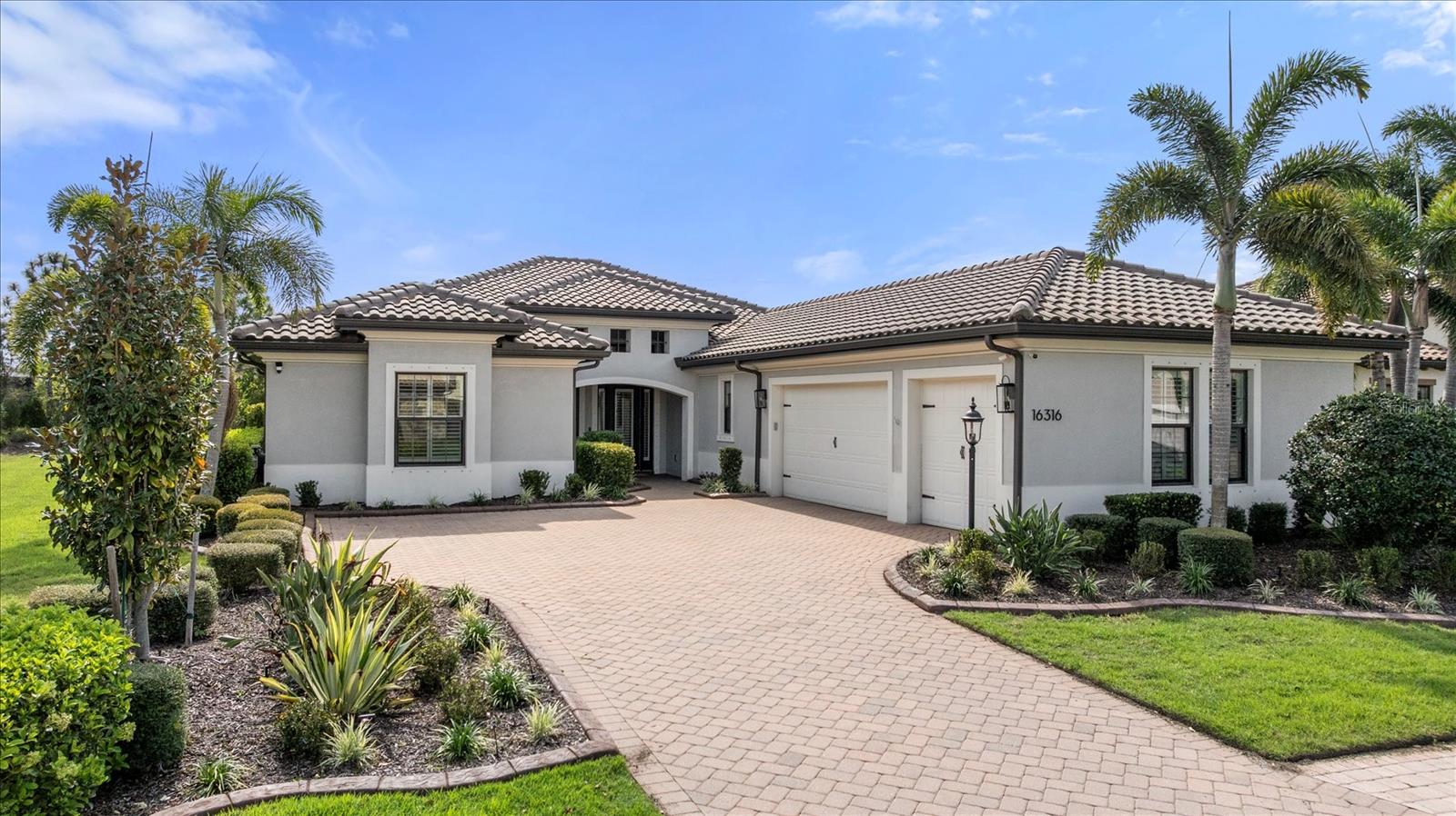 16316 Castle Park Ter photo 1
