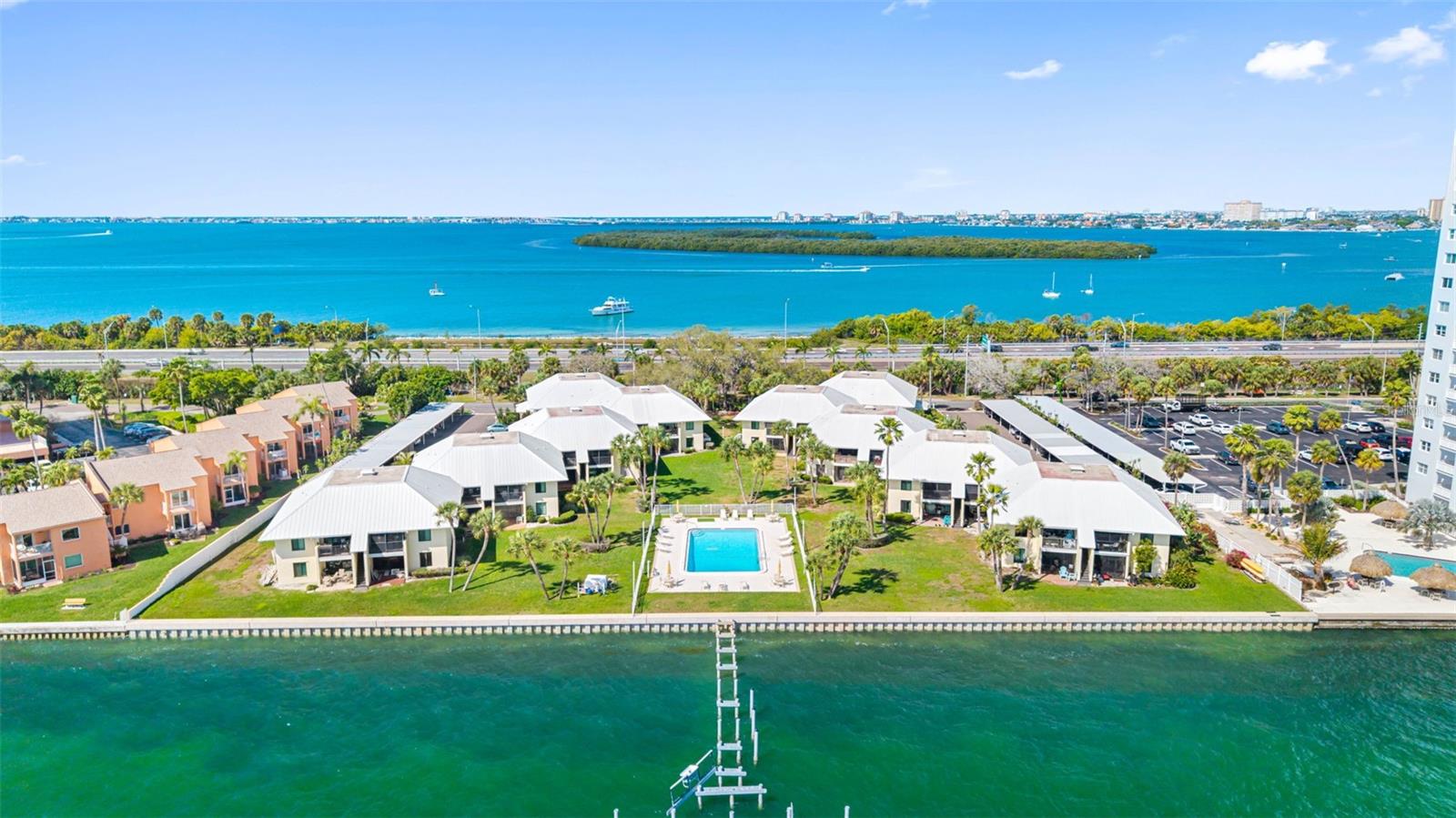 7300 Sunshine Skyway Ln S #210
