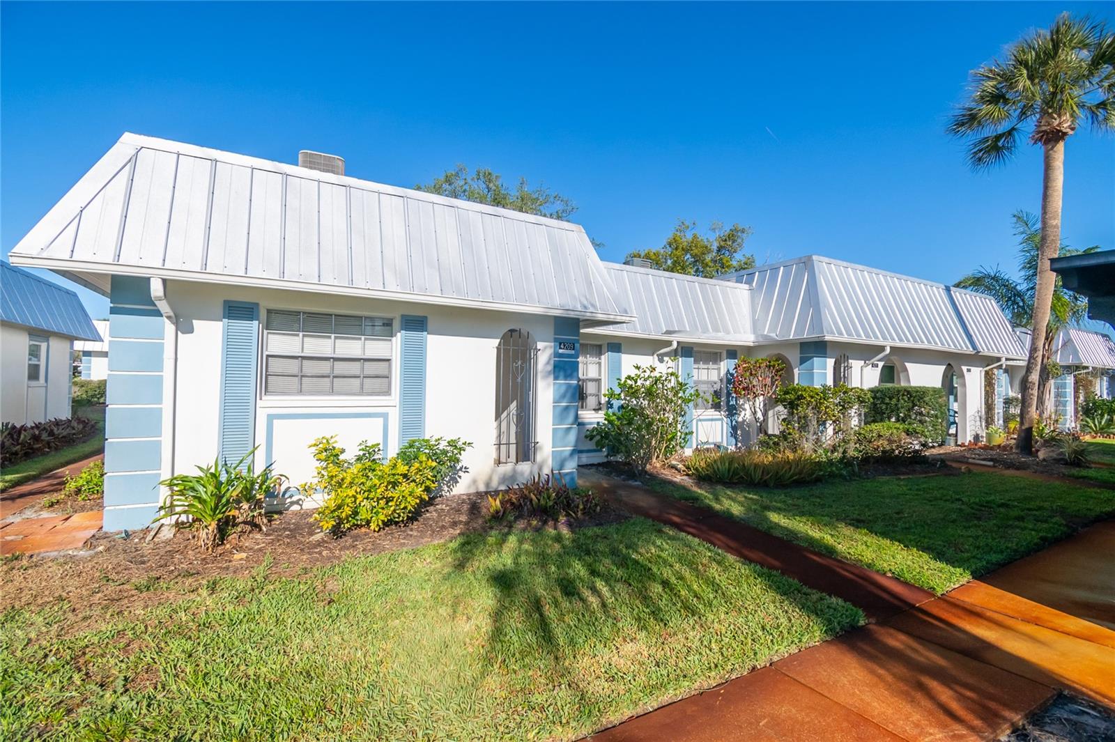 4209 Tamargo Dr #4209 photo 1