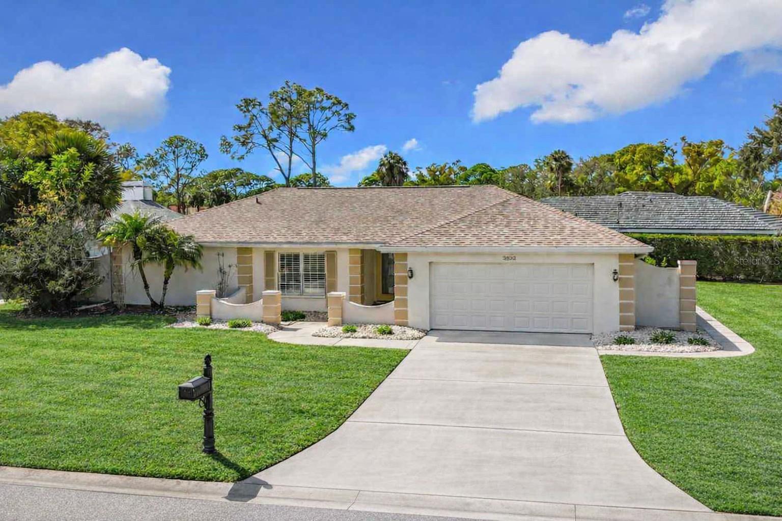 3522 Ferndell