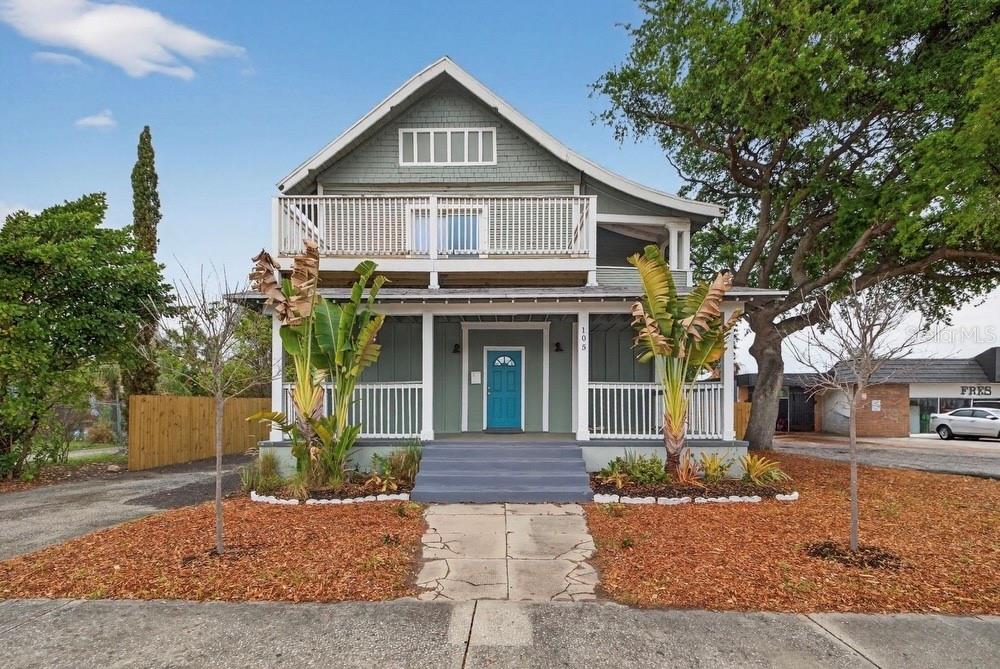 105 W Columbus Dr