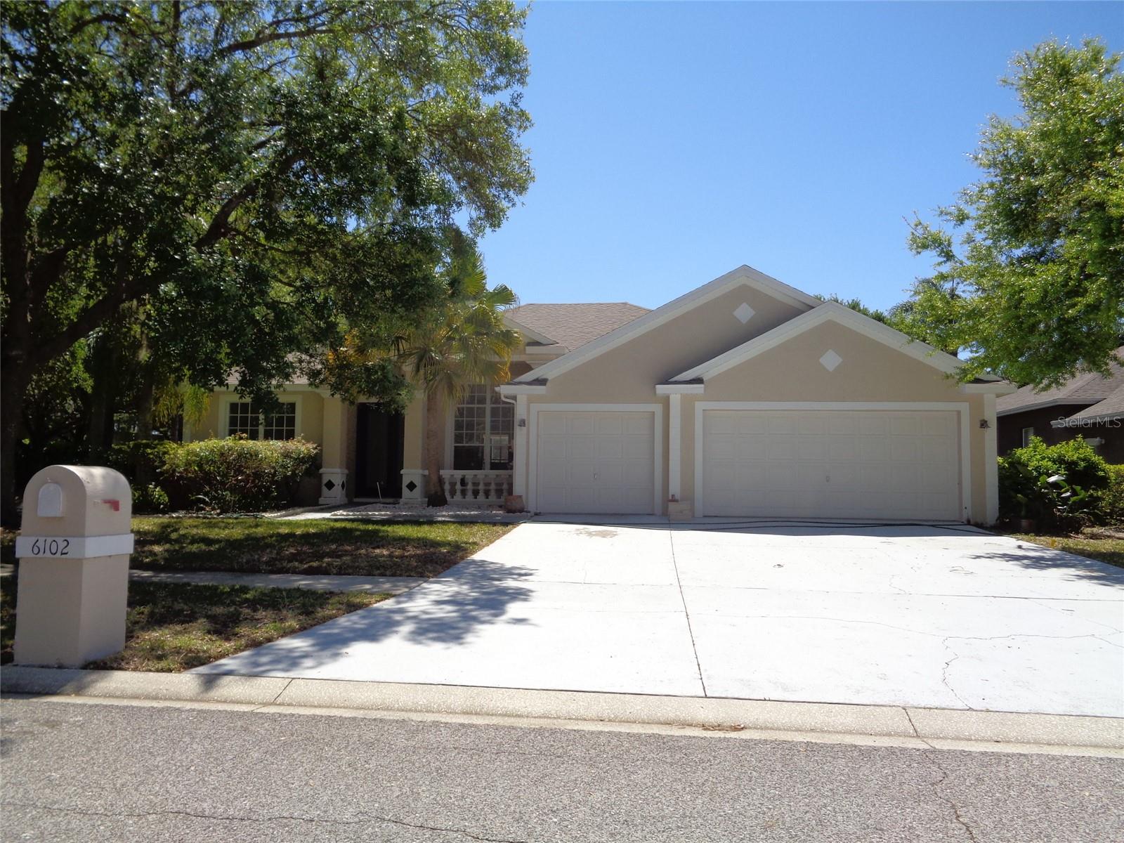 6102 Savoy Cir