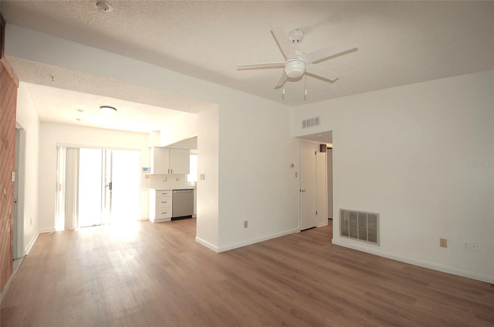 1201 S Betty Ln