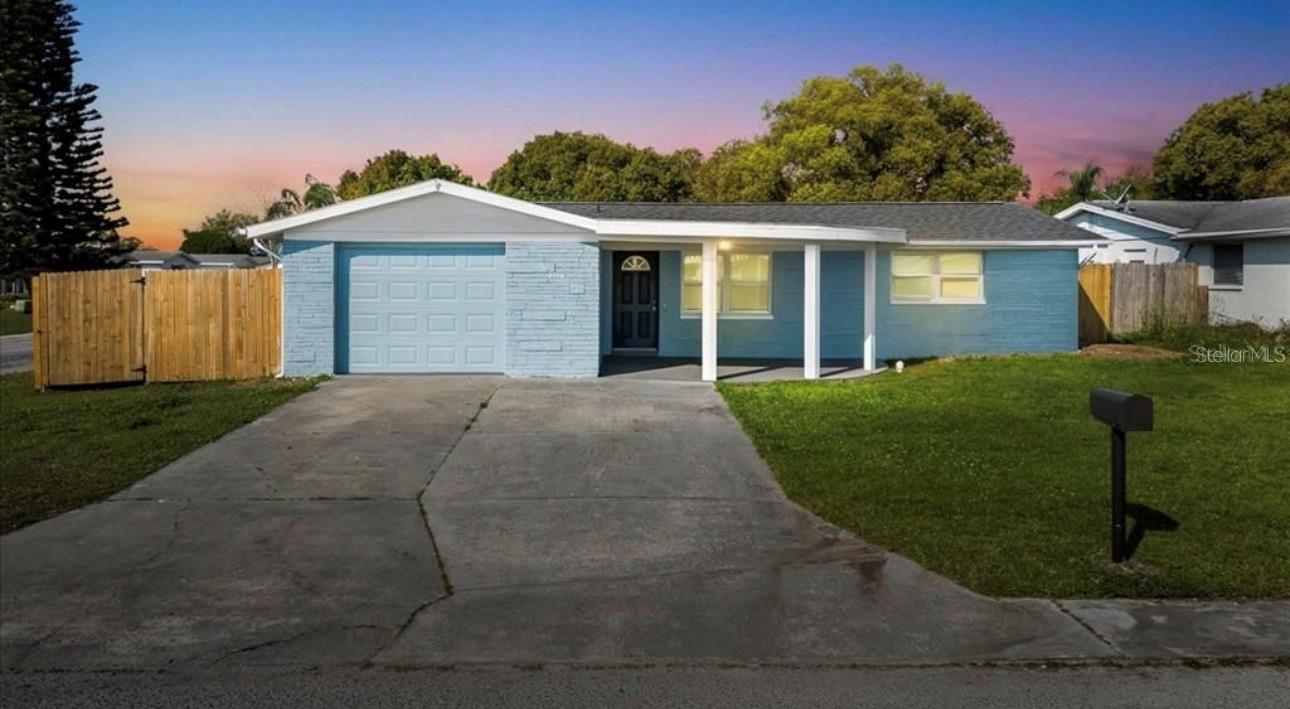 2705 Gardner Pl