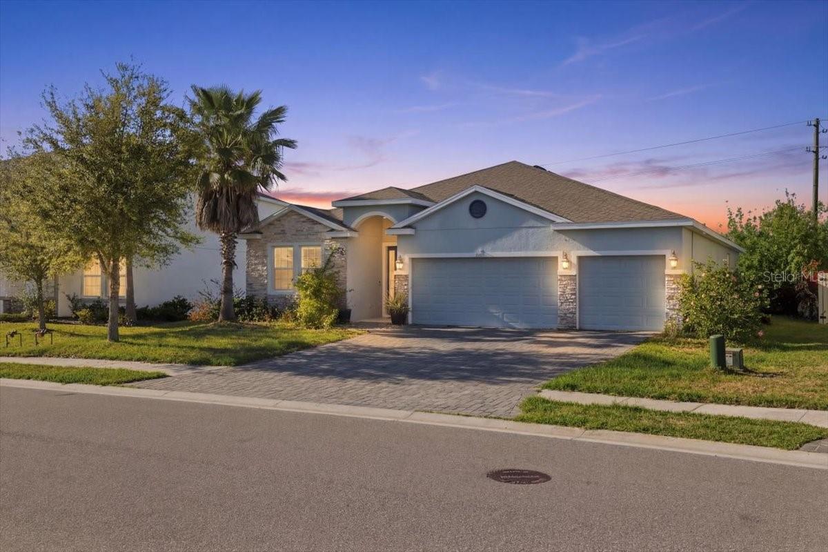 6702 Devesta Loop photo 1