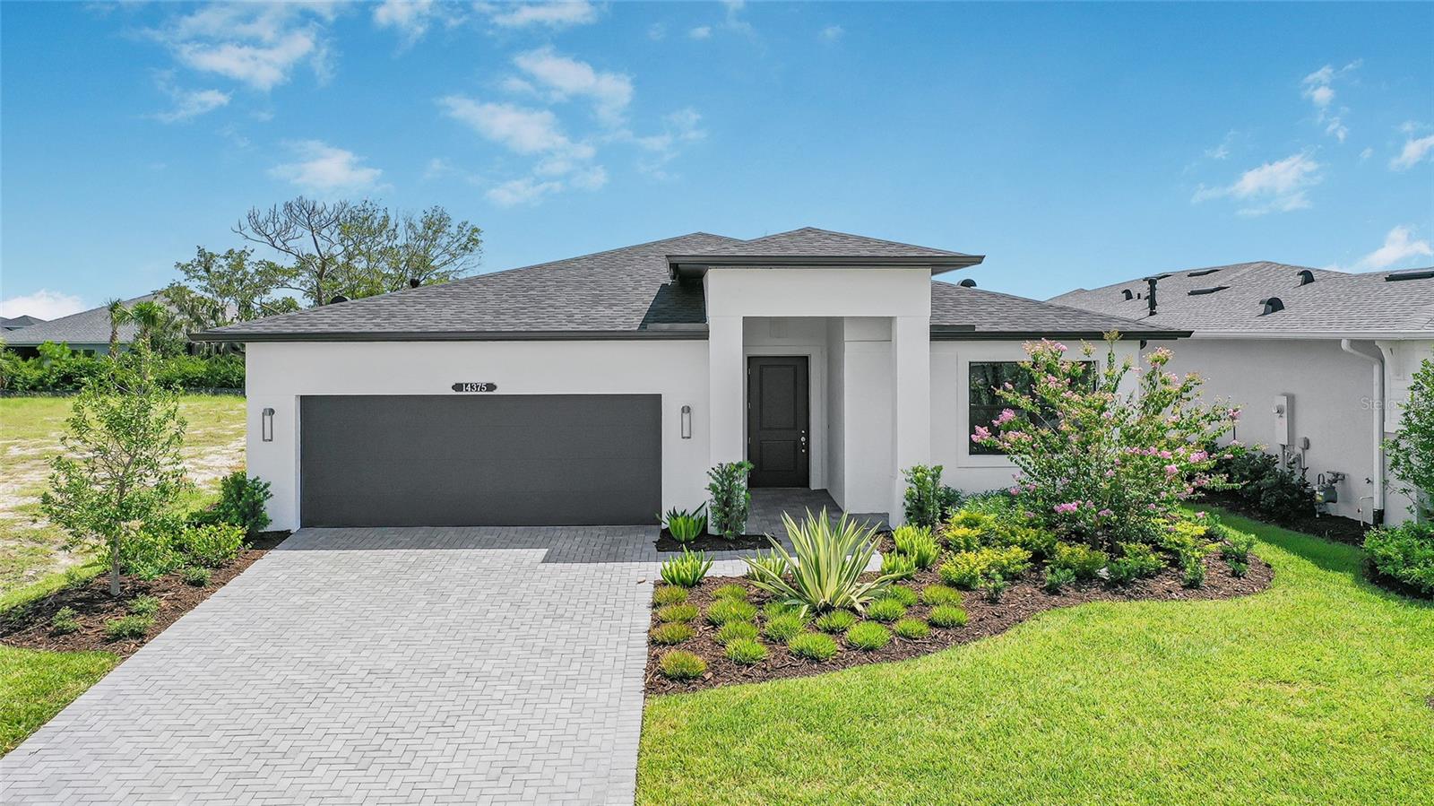 14375 Hammock Oak St photo 1
