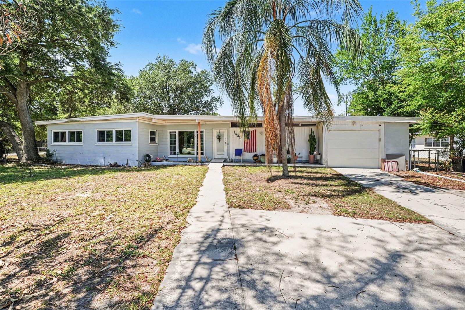 1431 Hester Dr photo 1