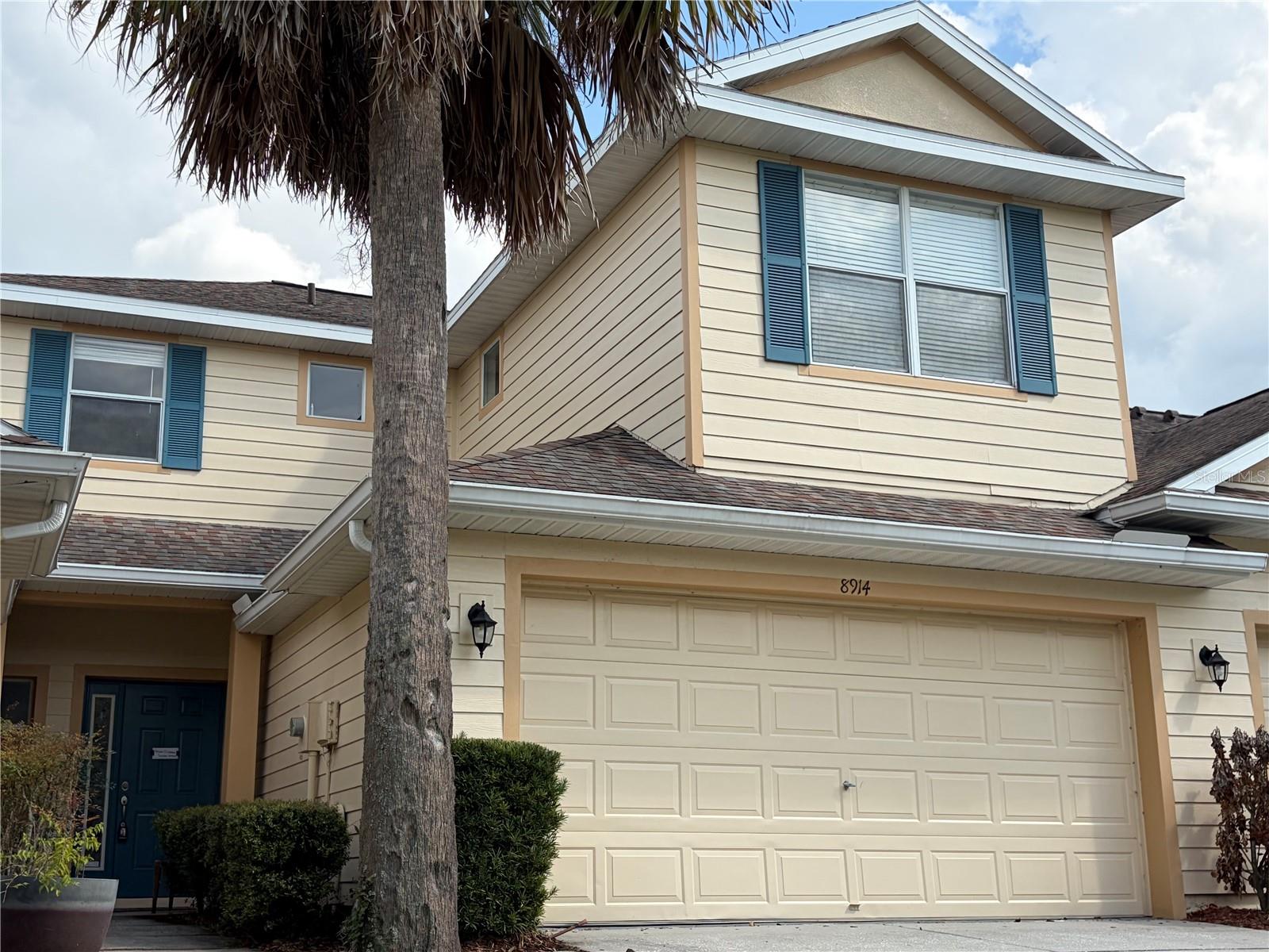 8914 Iron Oak photo 1