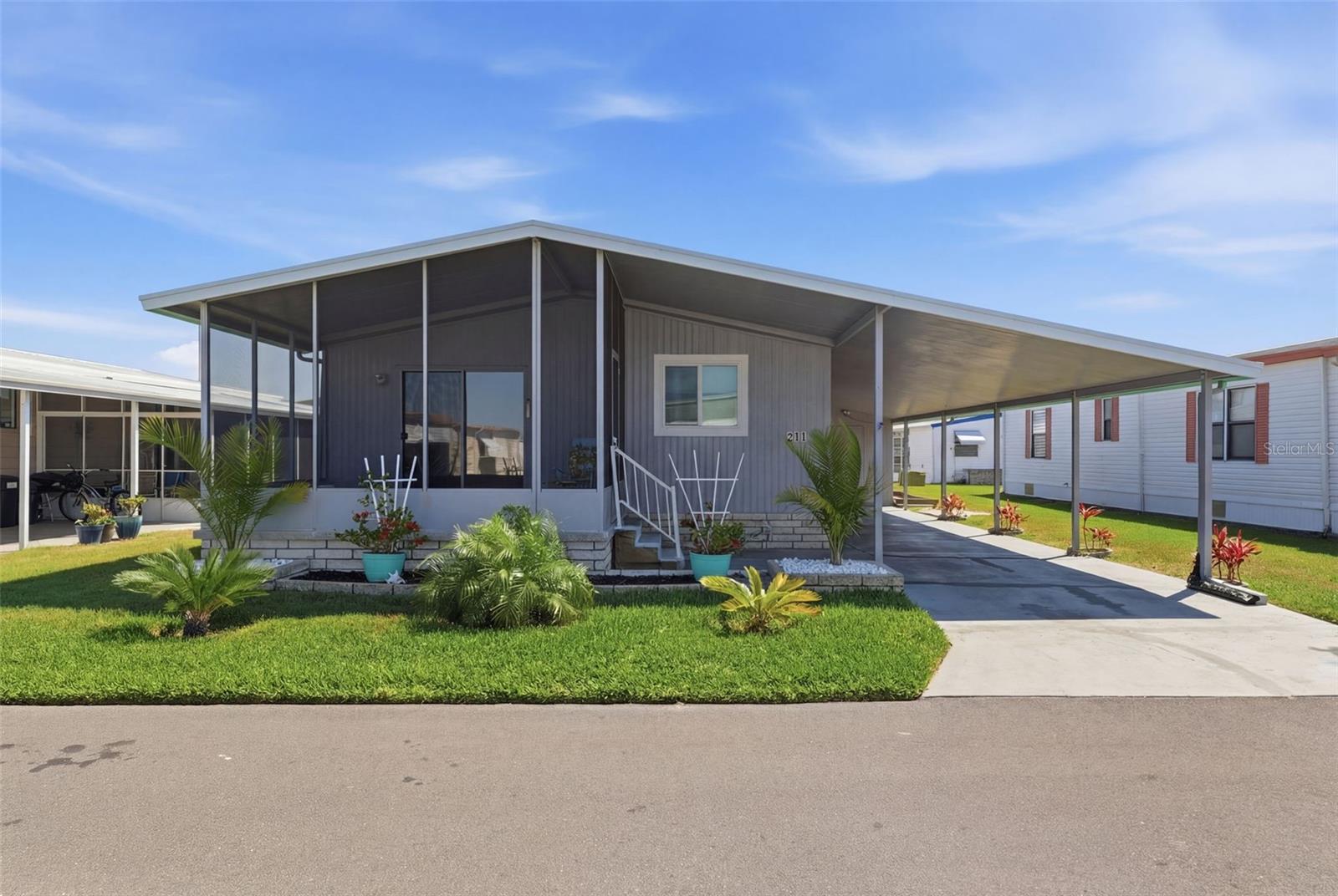 2116 Kona Dr photo 1