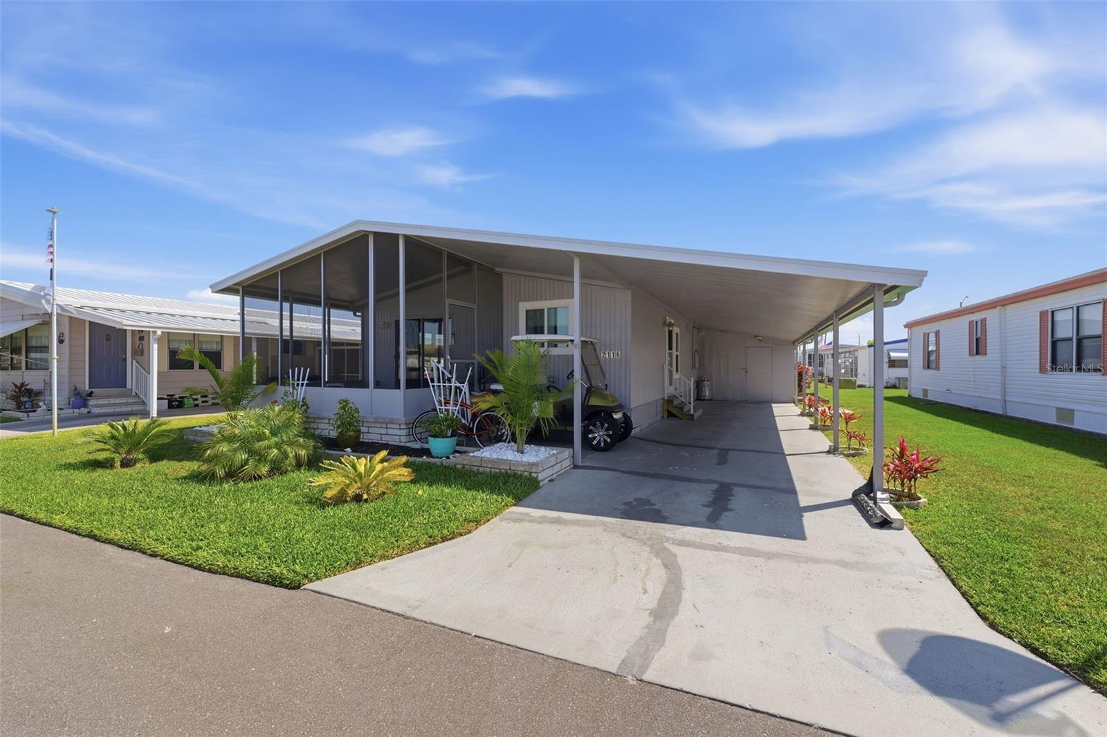 2116 Kona Dr