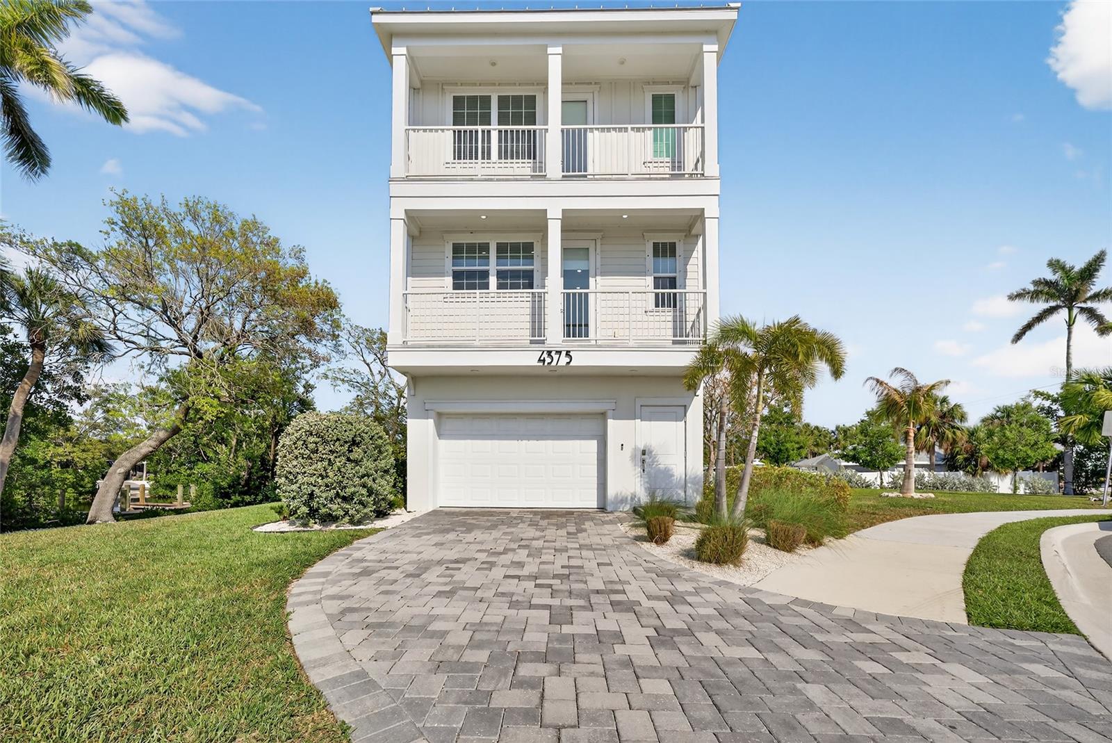 4375 Marina View Way