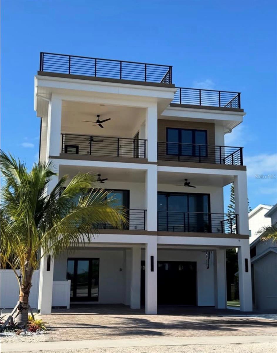 671 Avenida Del Norte photo 1