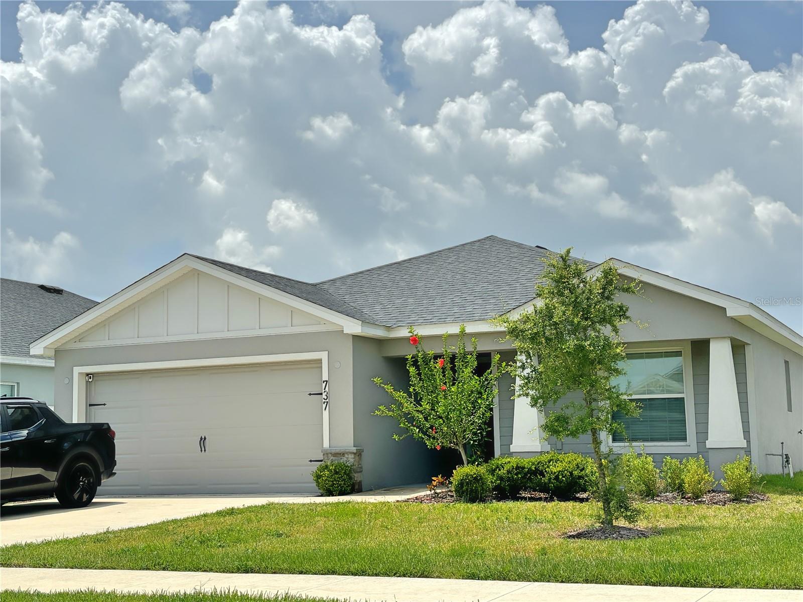 737 Daphne Dr