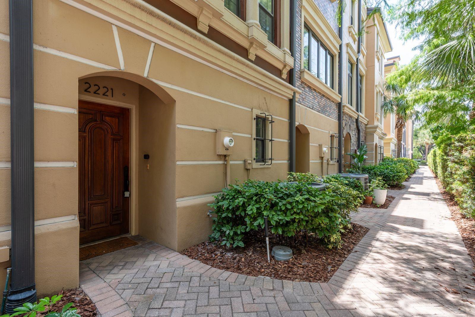 2221 Soho Bay CT photo 1