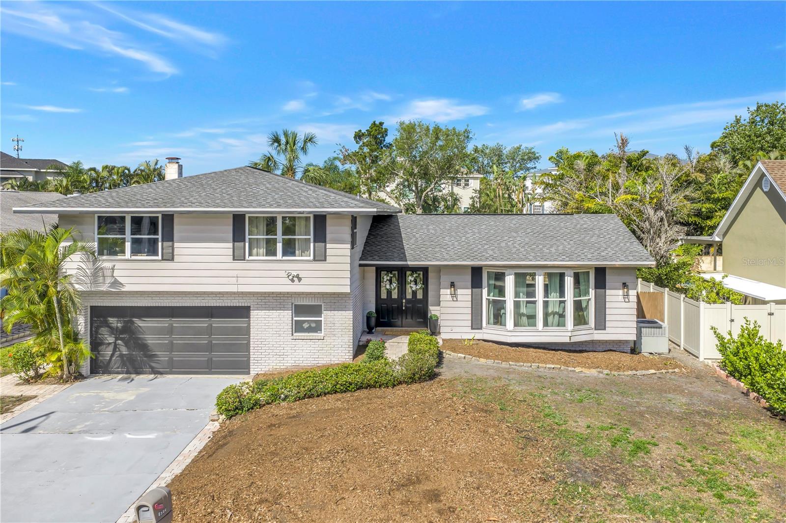 8500 144th Ln