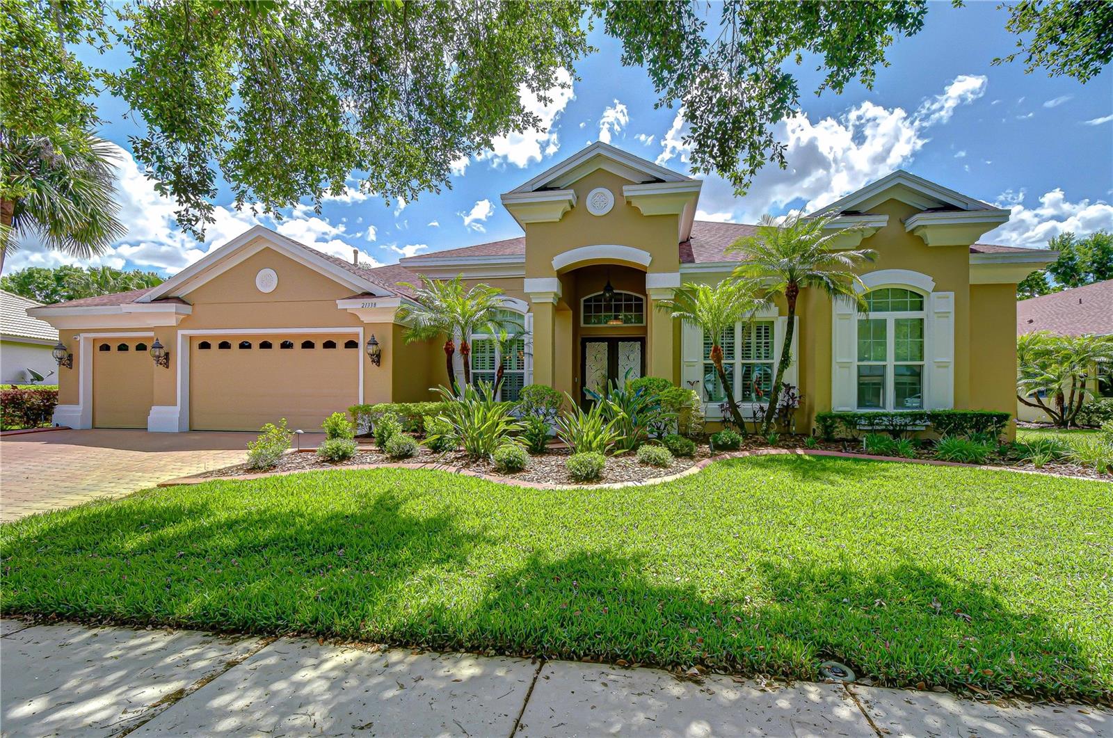 21338 Lake Vienna Drive Dr