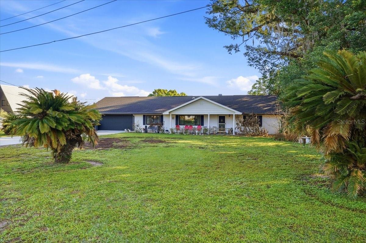 236 W Lake Ina Dr photo 1