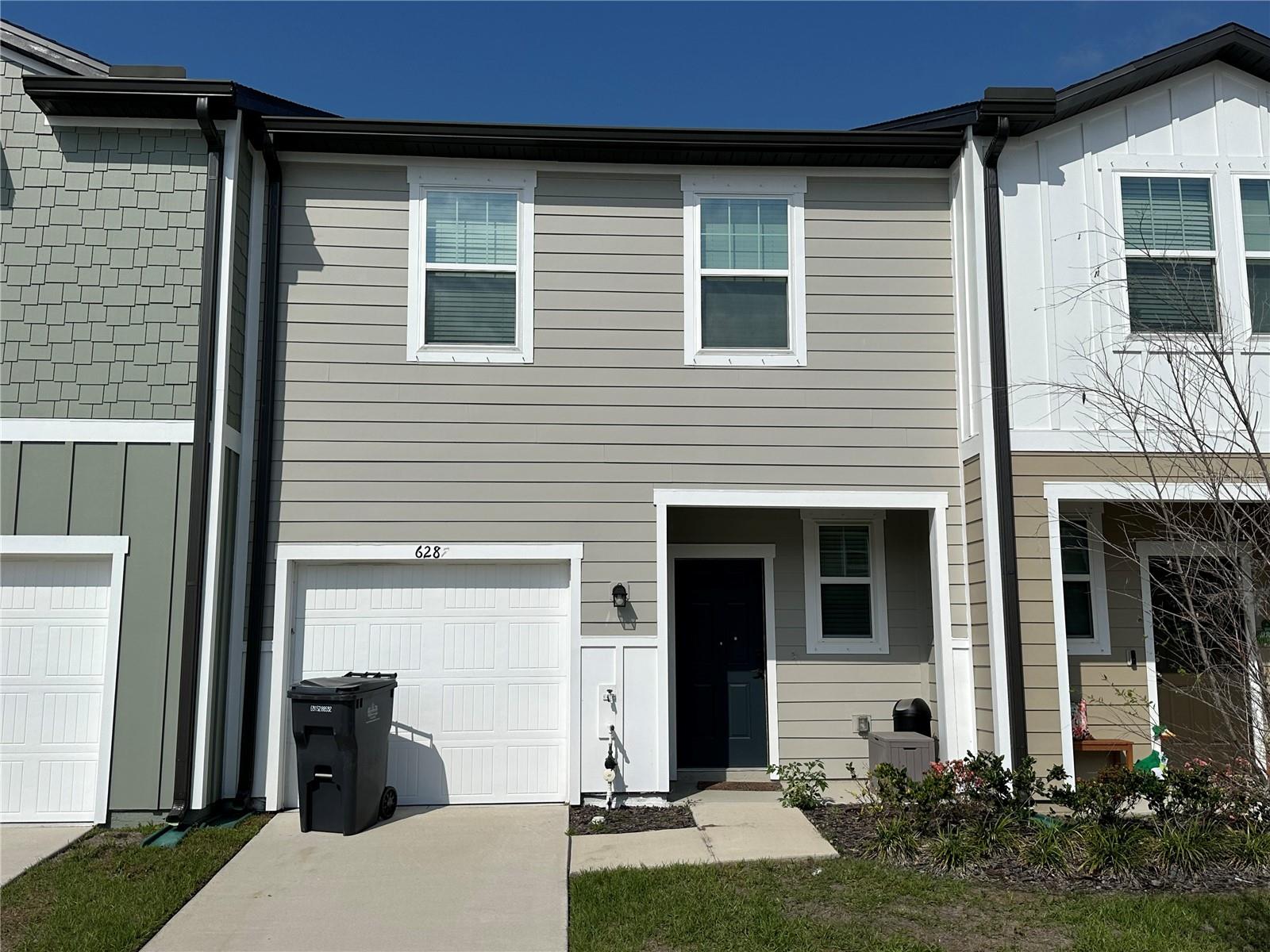 6287 Bucket CT photo 1