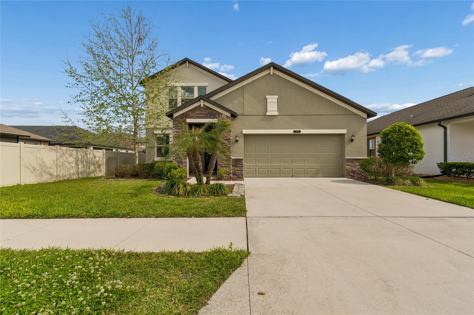 8960 Shadyside Ln photo 1